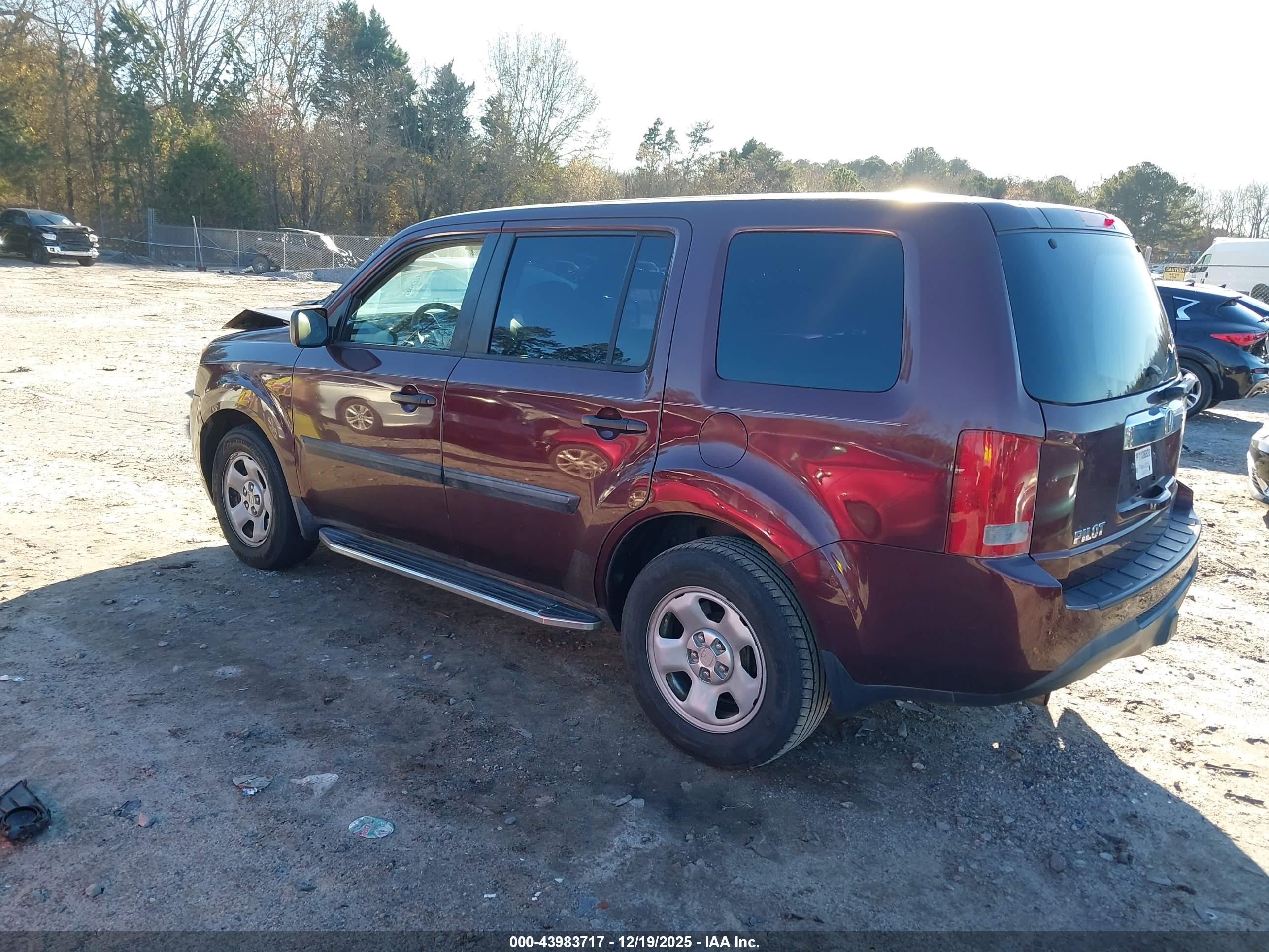 HONDA PILOT image 3