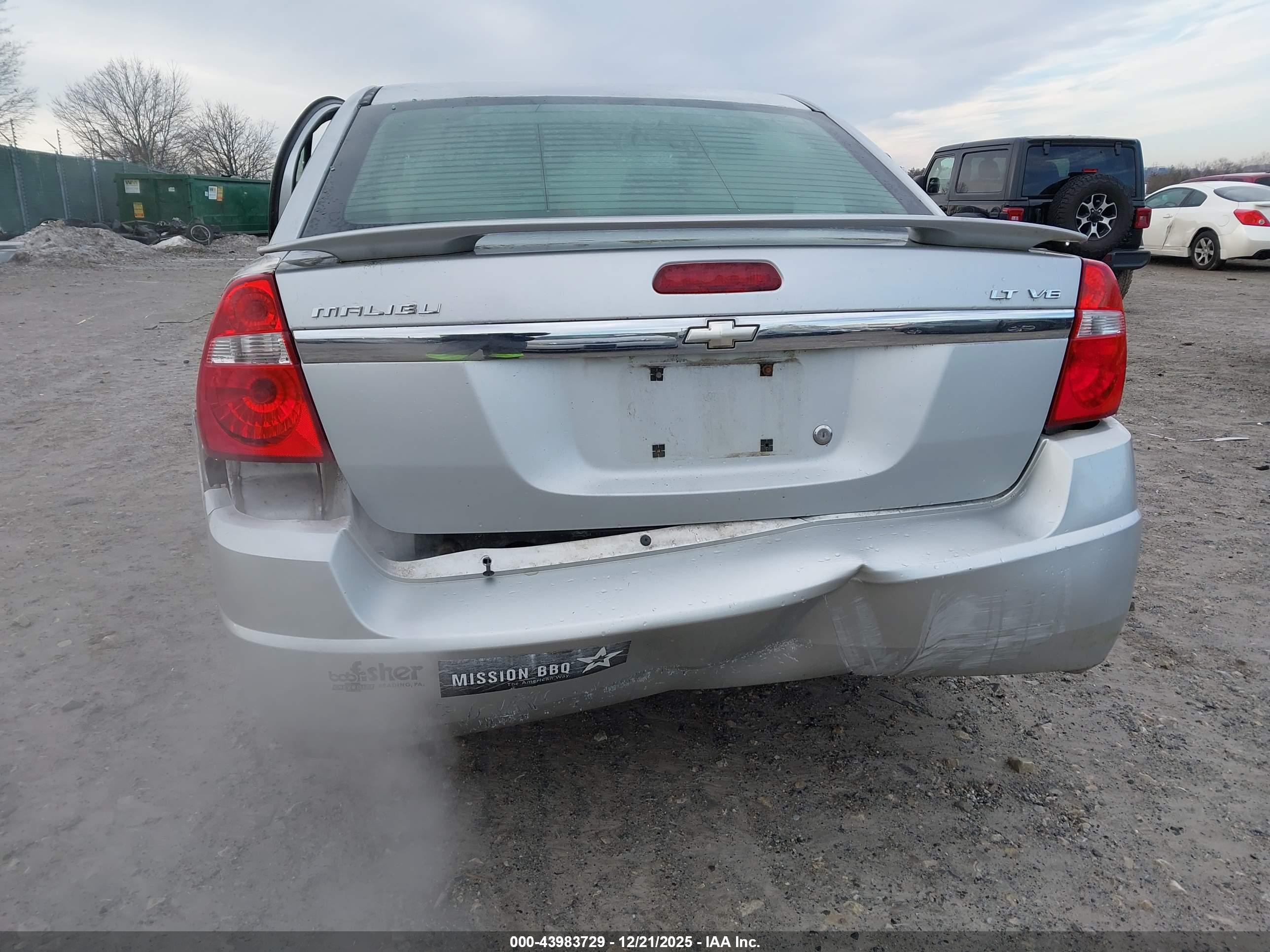 CHEVROLET MALIBU image 6