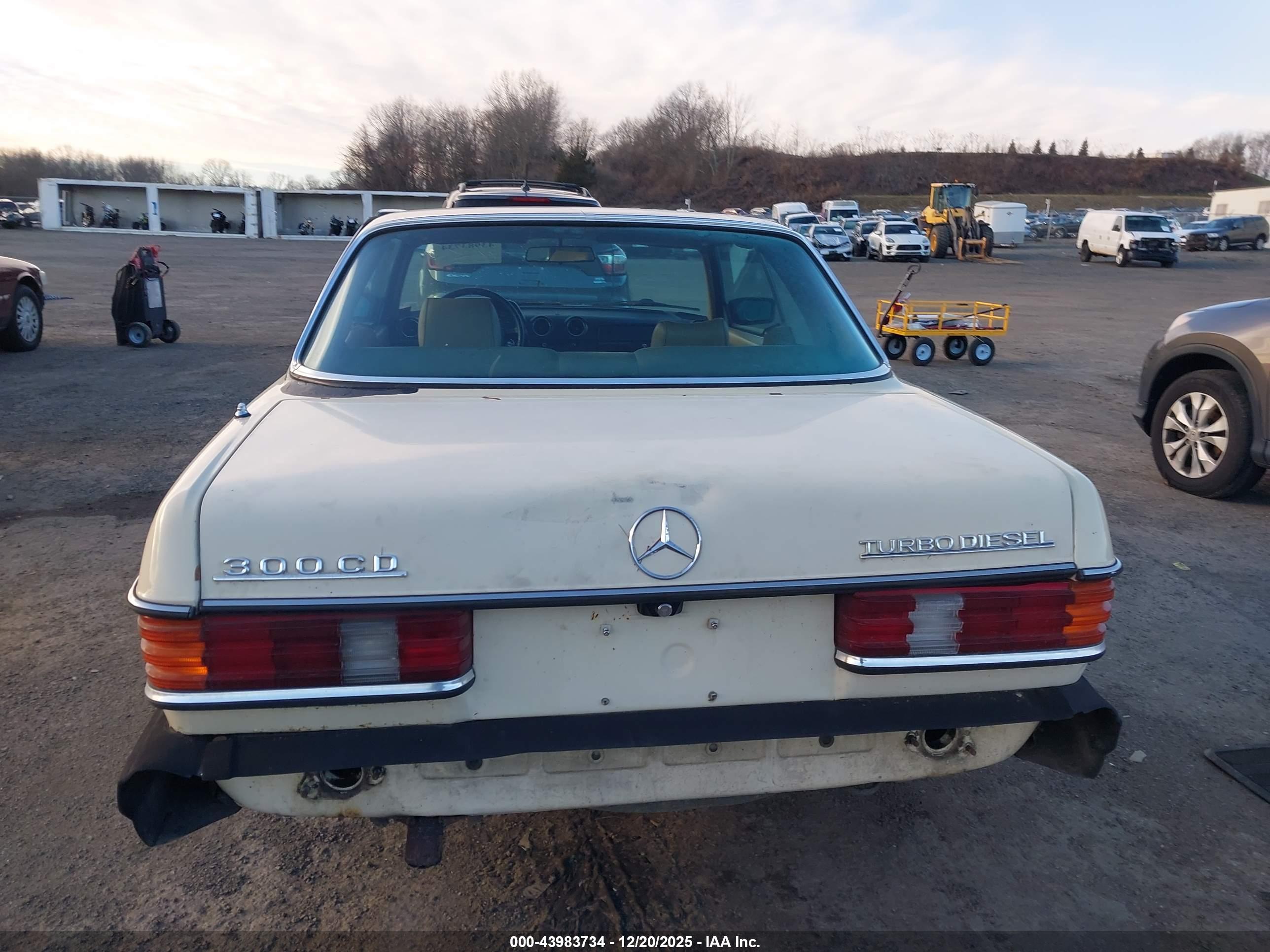 MERCEDES-BENZ 300 image 6
