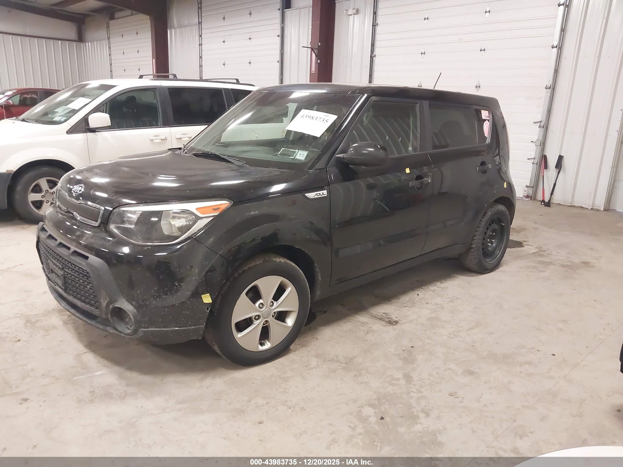 KIA SOUL image 2