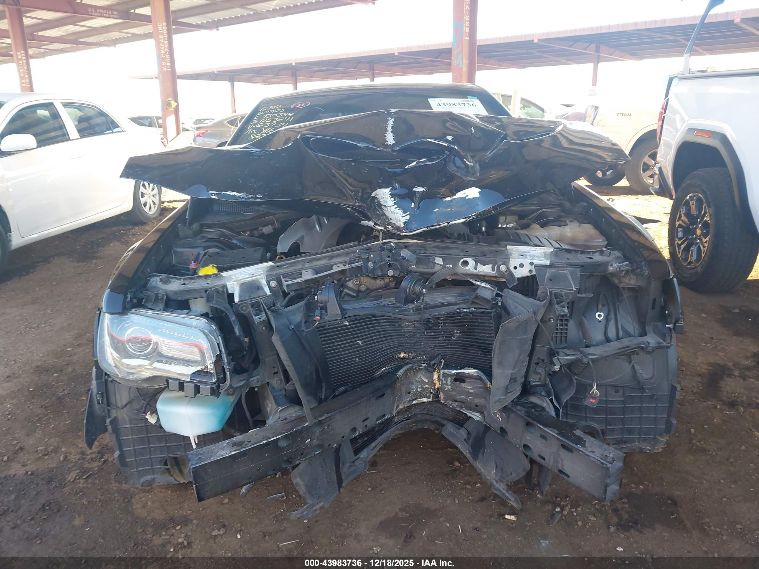 CHRYSLER 300 image 6