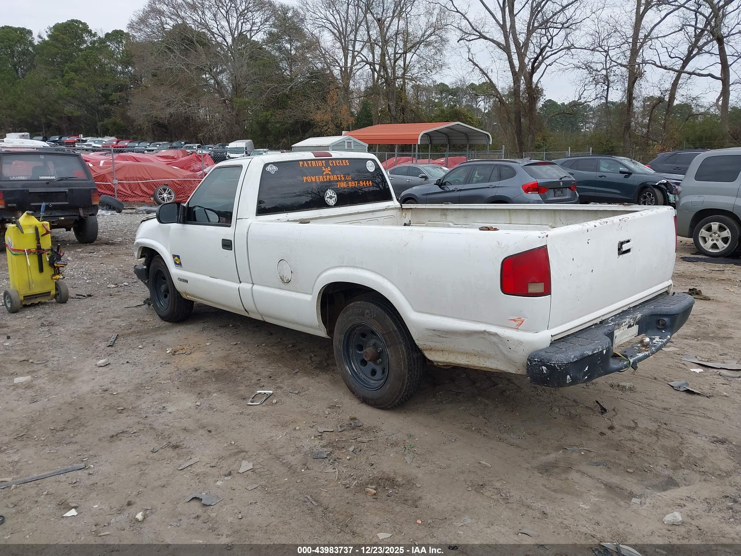 CHEVROLET S-10 image 3