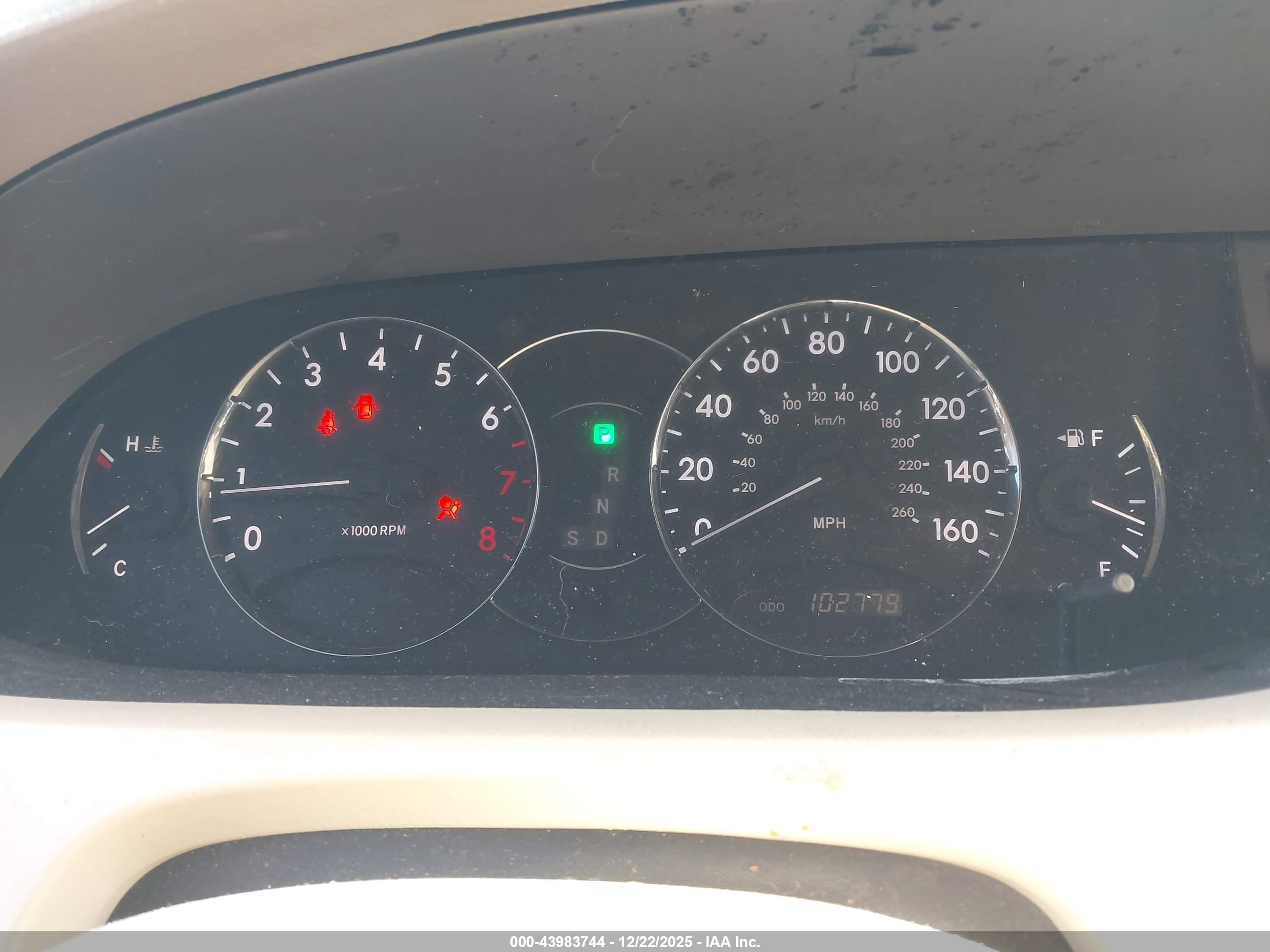 TOYOTA AVALON image 7