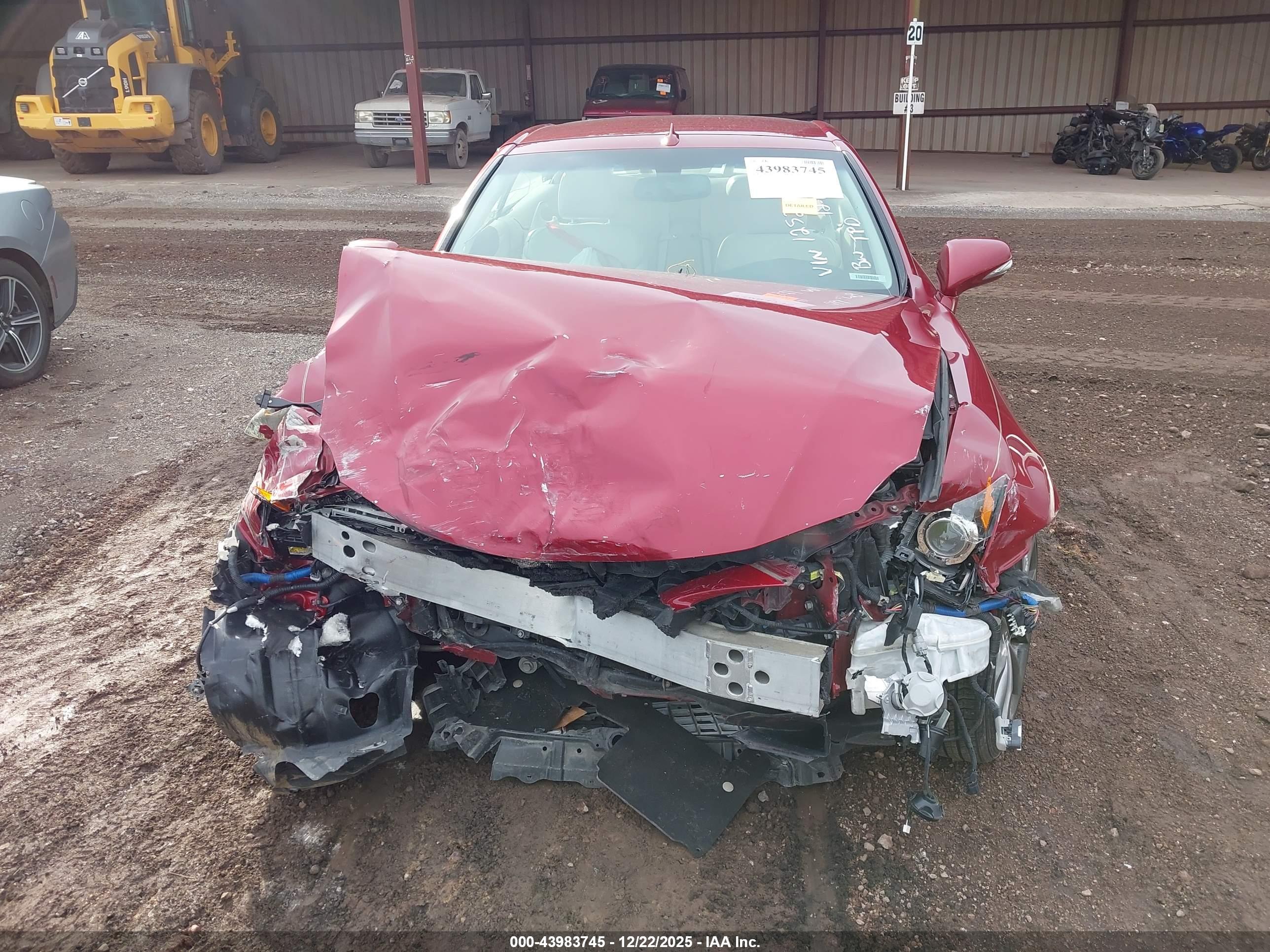 LEXUS IS image 6