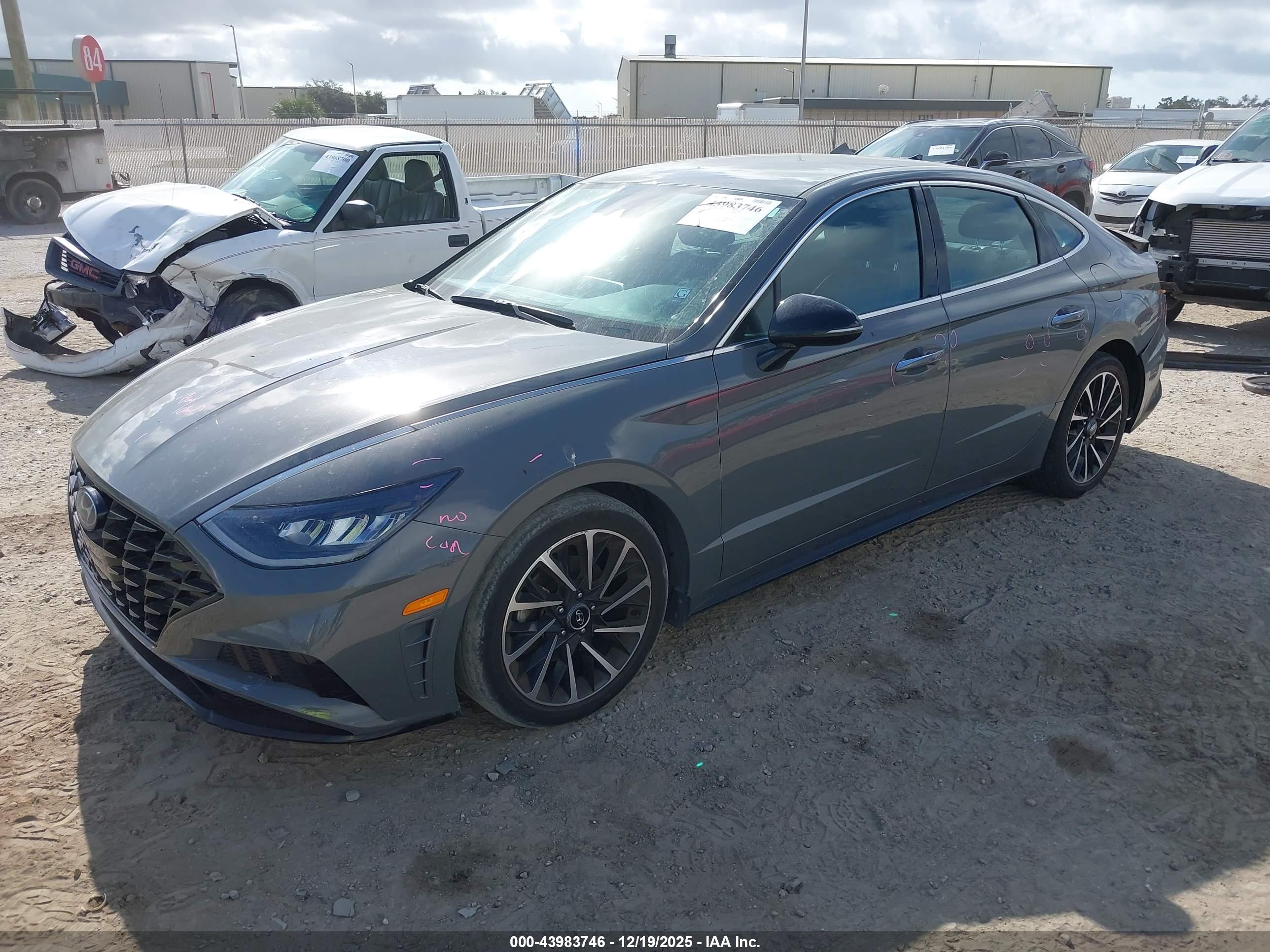 HYUNDAI SONATA image 2