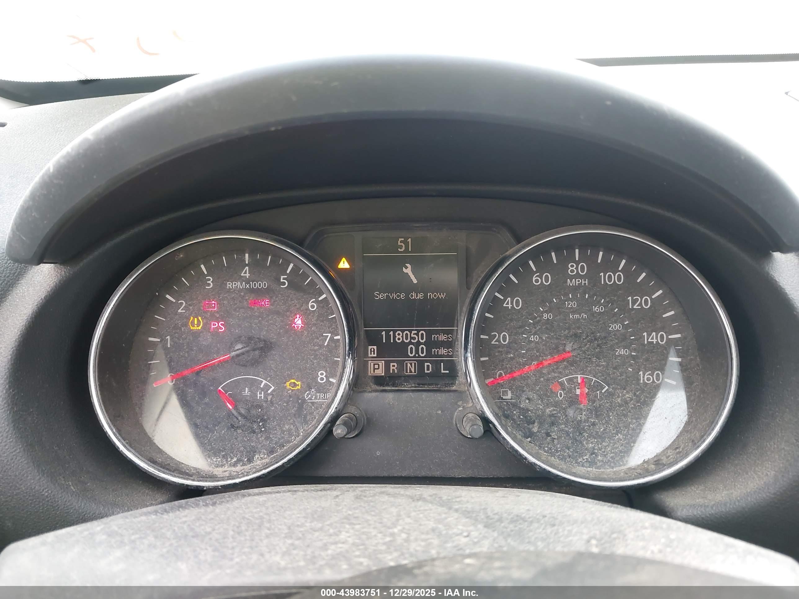 NISSAN ROGUE image 7