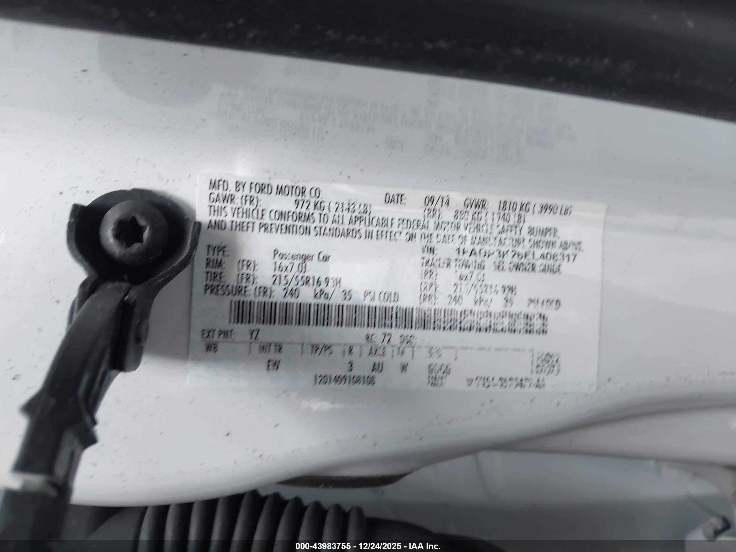 FORD FOCUS image 9