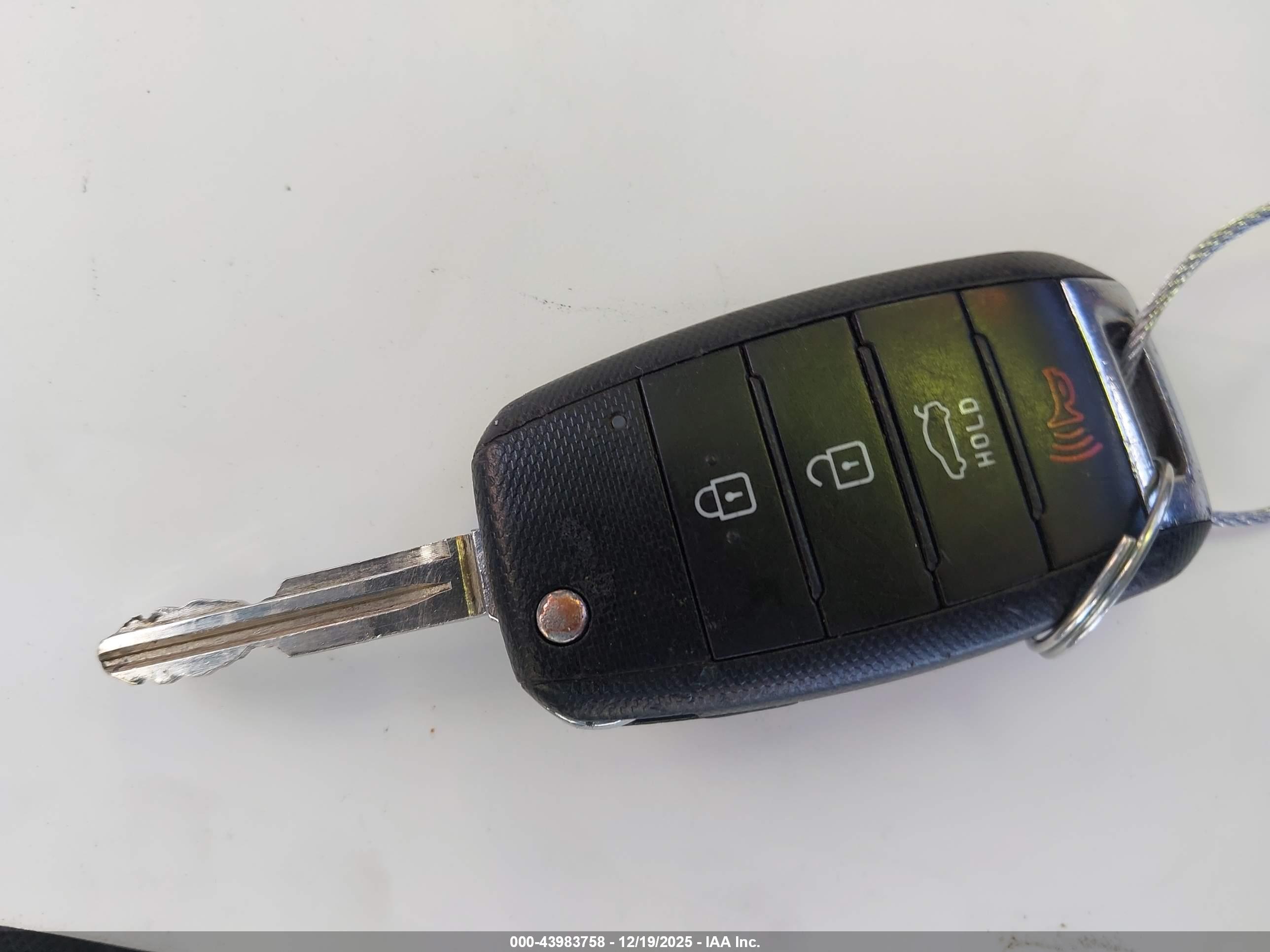 KIA FORTE image 11