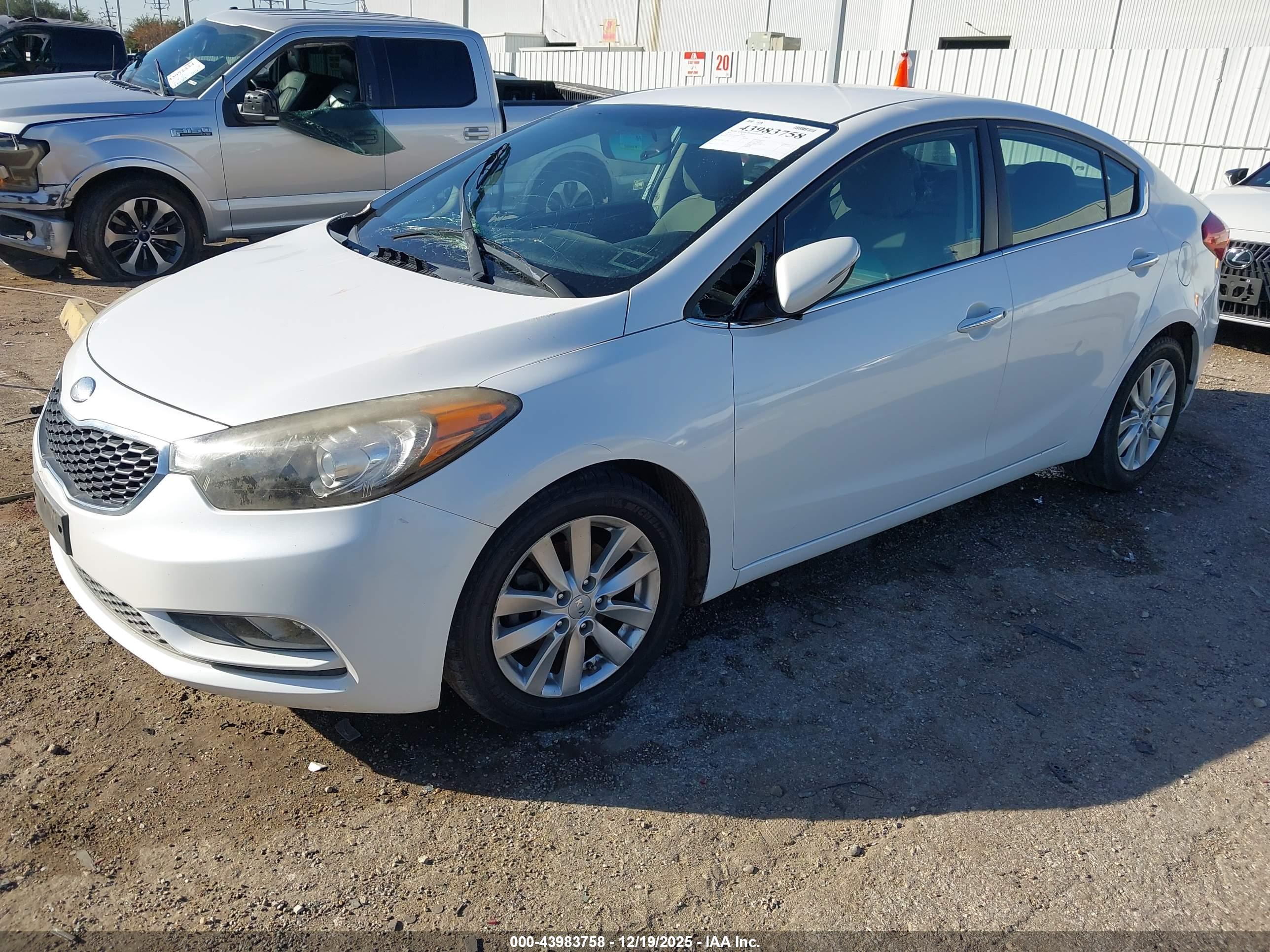 KIA FORTE image 2
