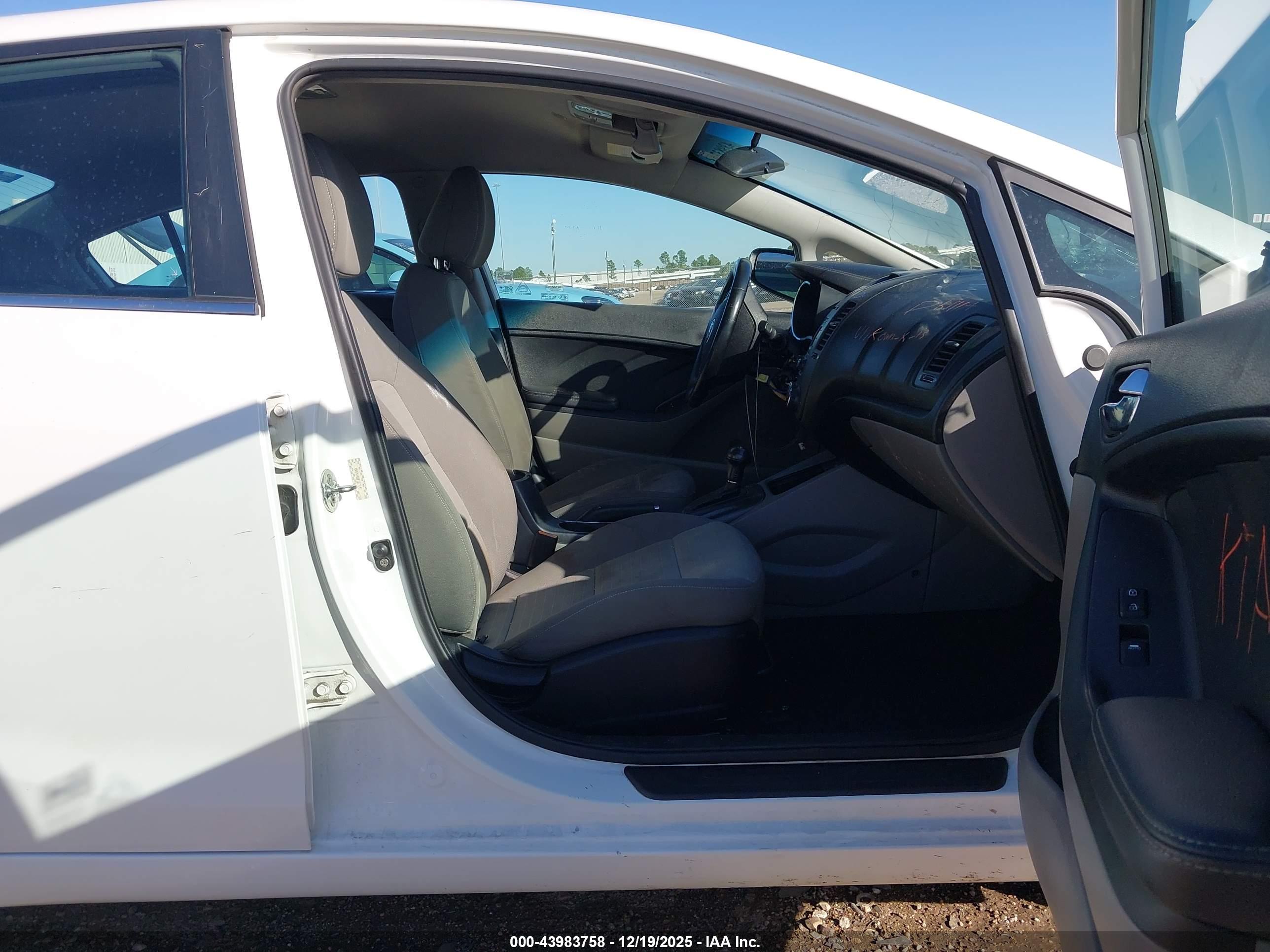 KIA FORTE image 5