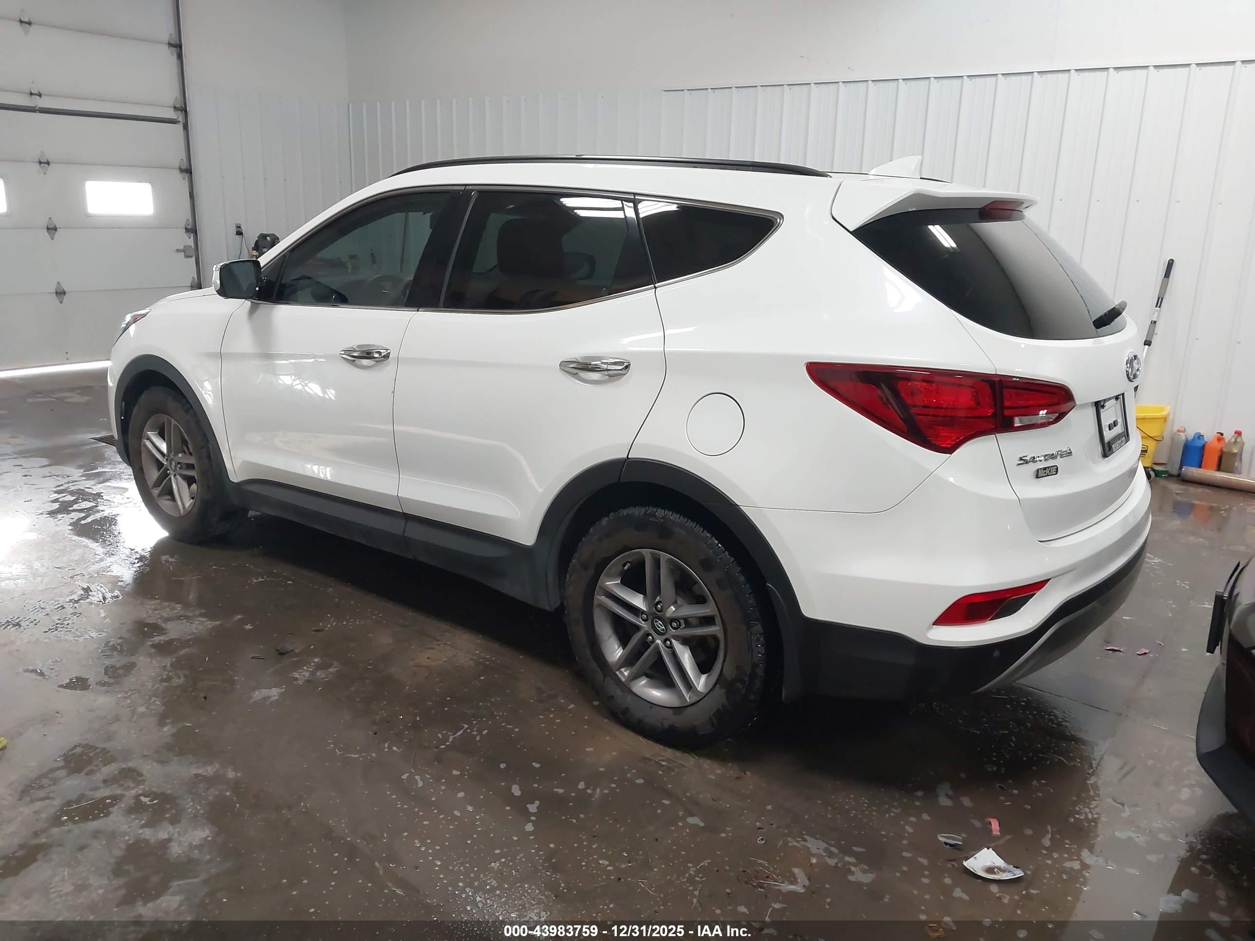 HYUNDAI SANTA image 3
