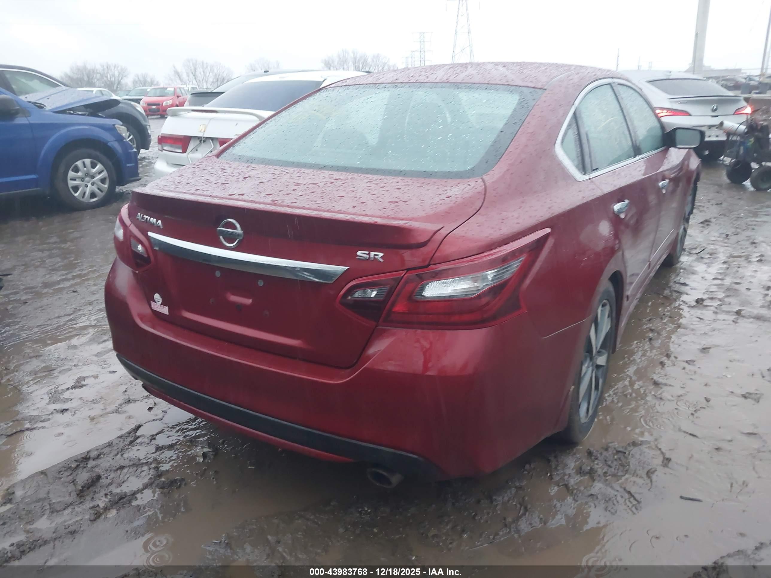 NISSAN ALTIMA image 4