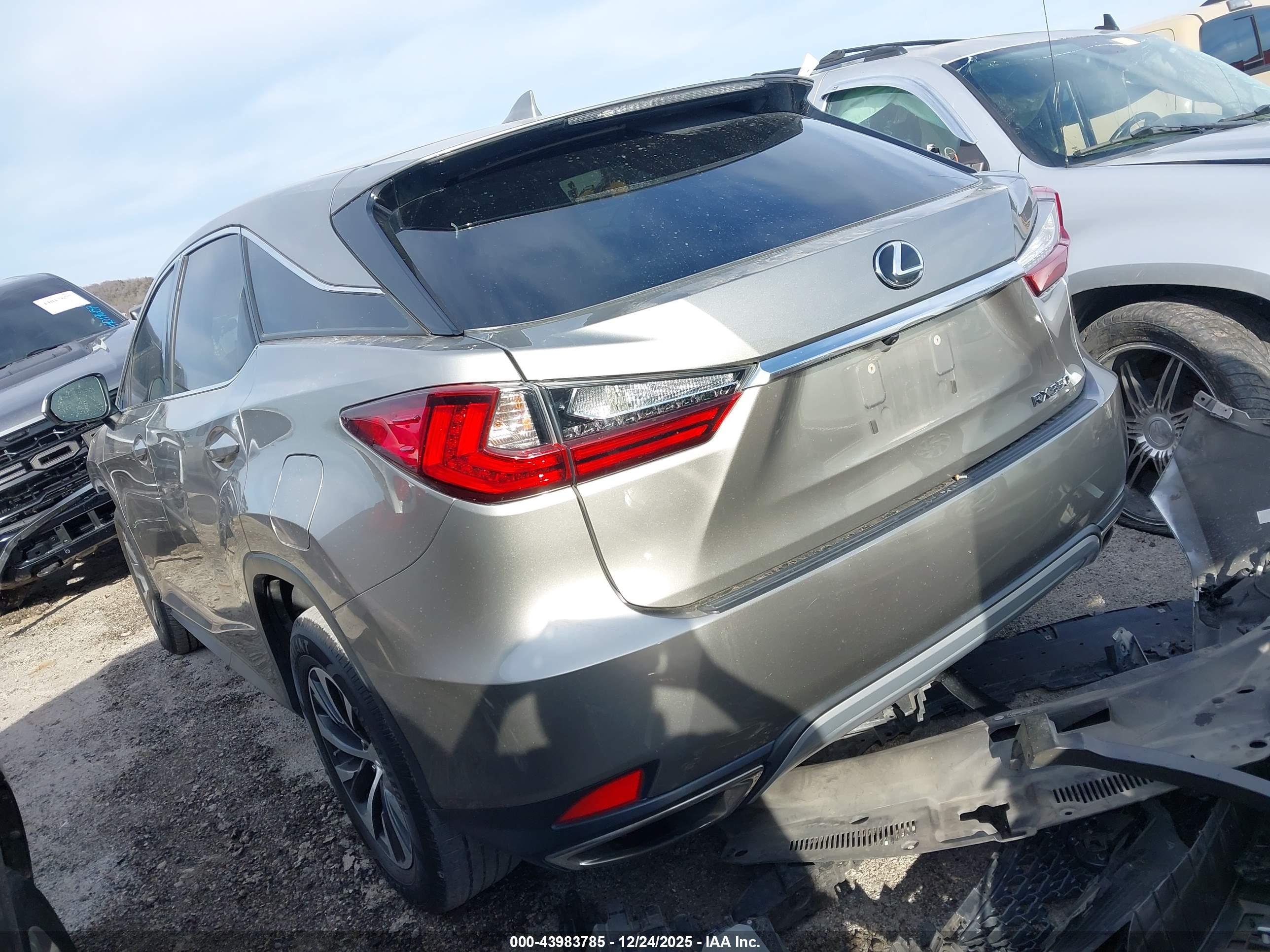 LEXUS RX image 3