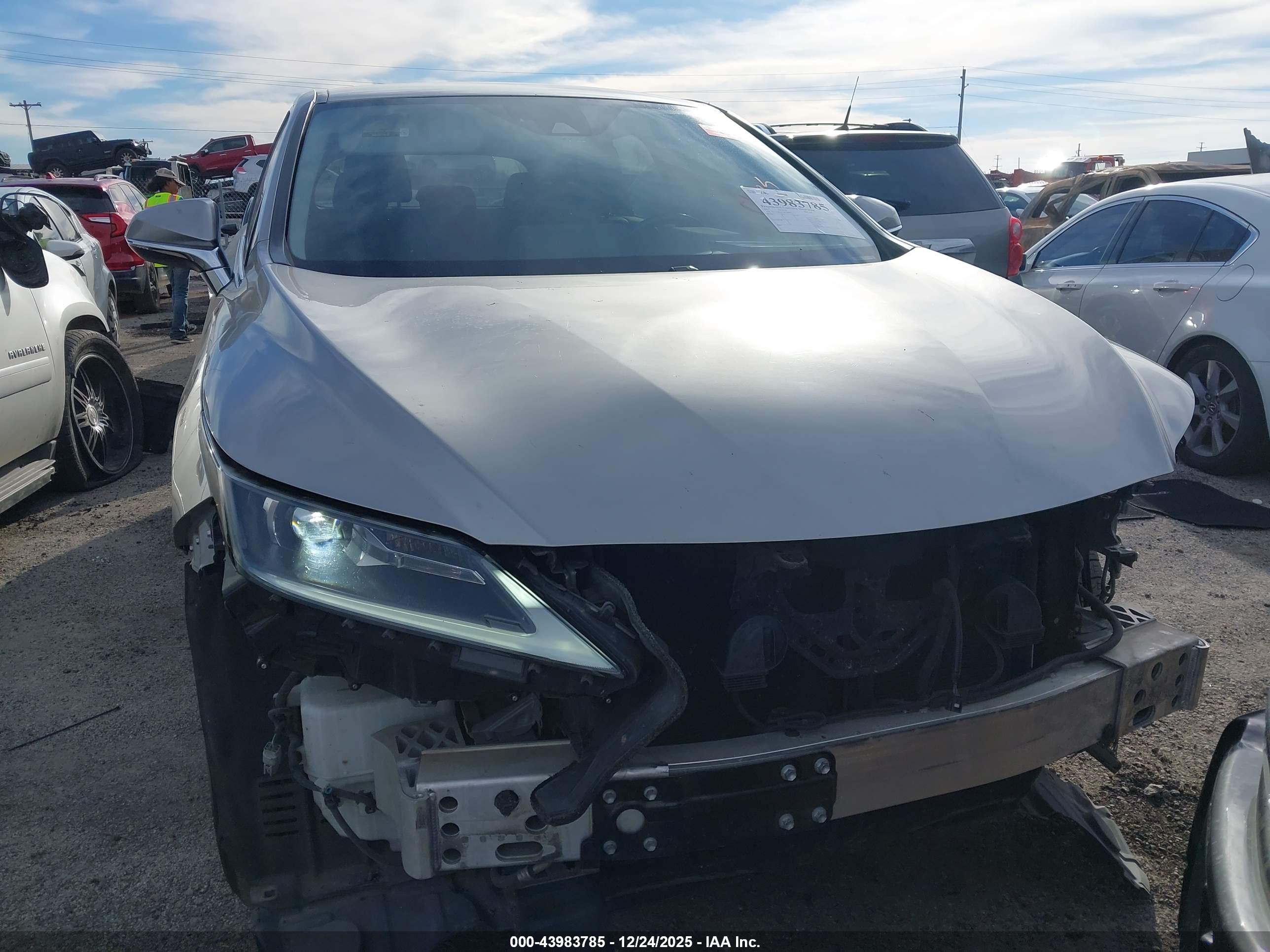 LEXUS RX image 6
