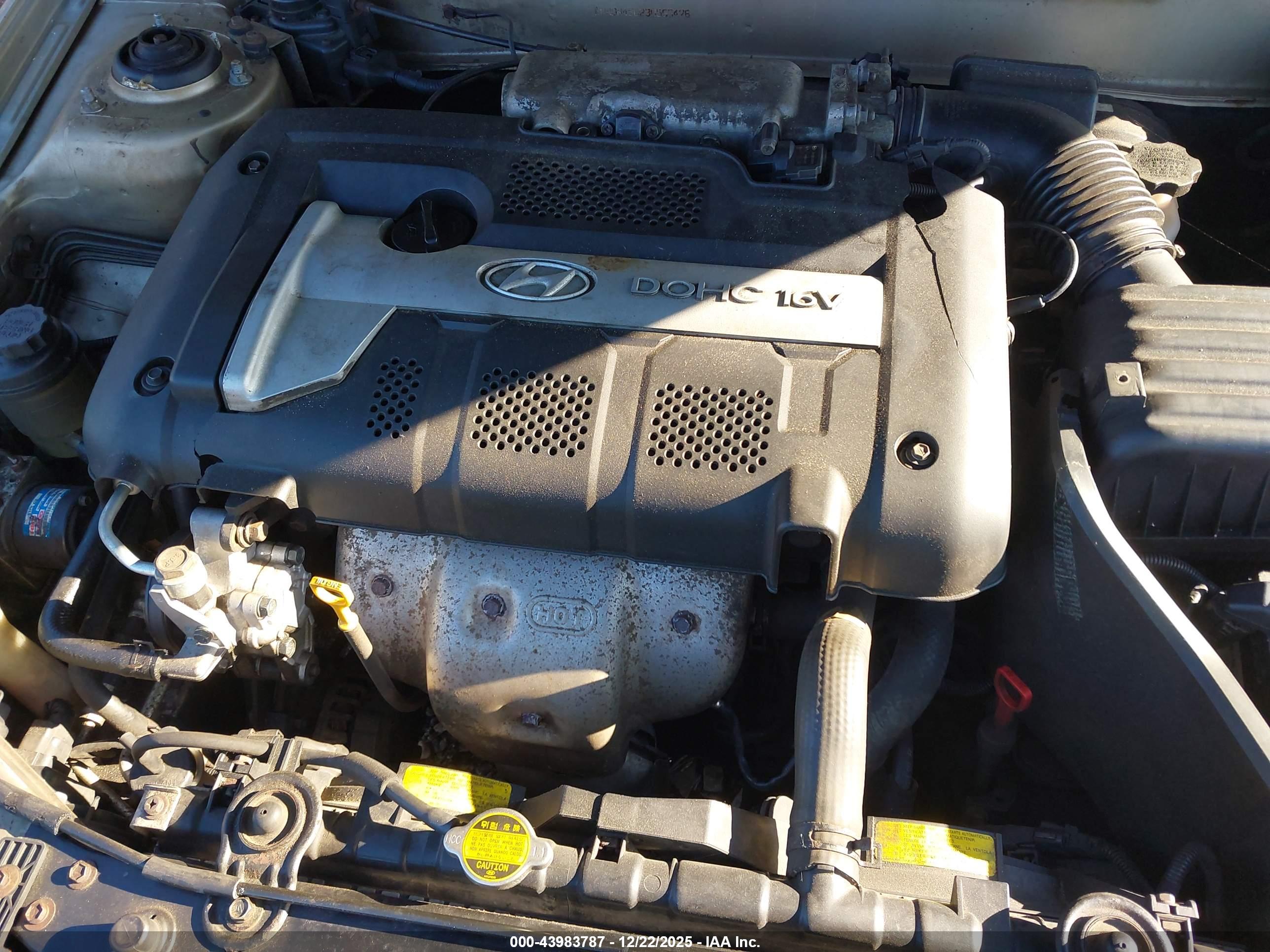 HYUNDAI ELANTRA image 10