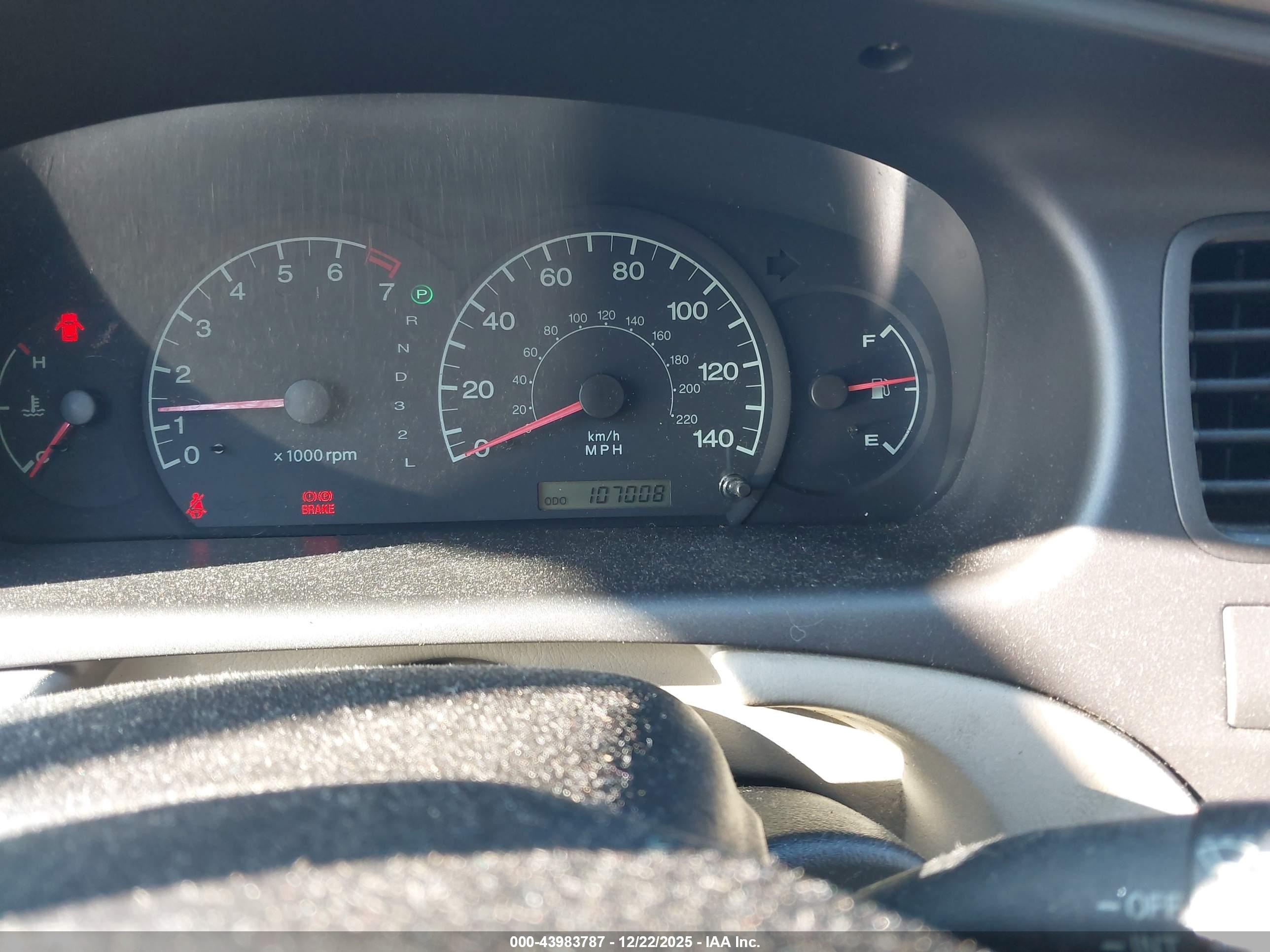 HYUNDAI ELANTRA image 7