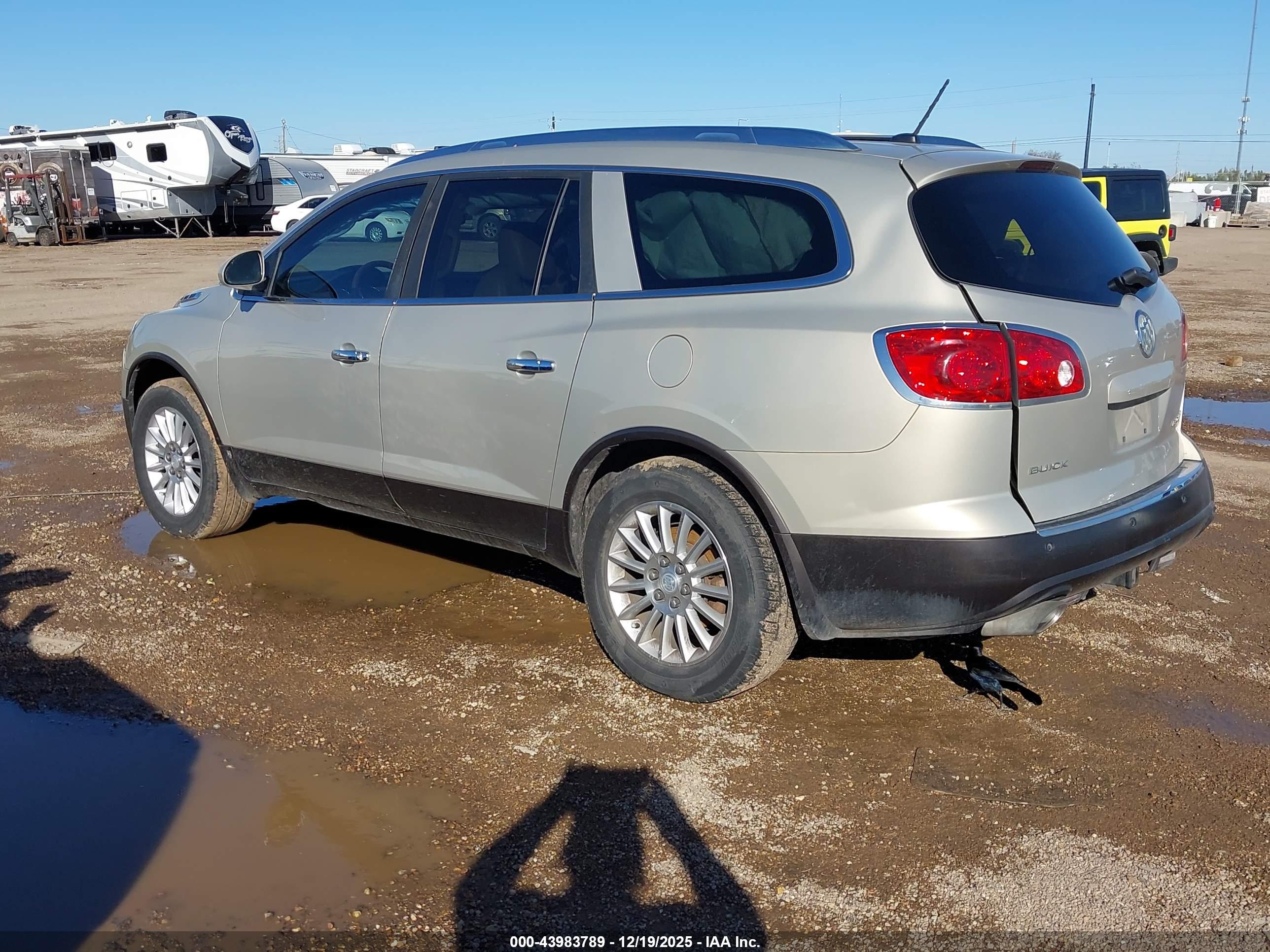 BUICK ENCLAVE image 3