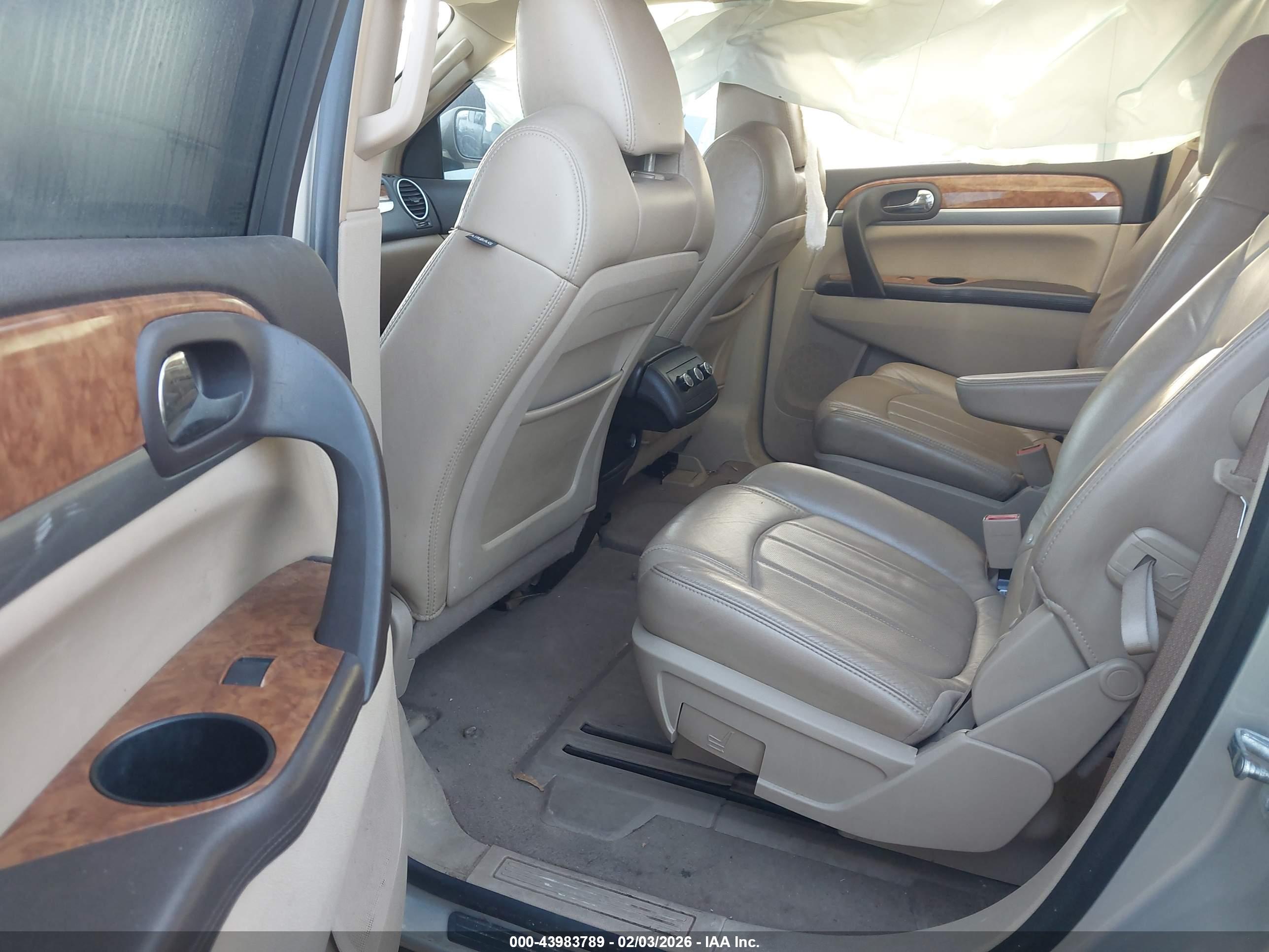BUICK ENCLAVE image 8