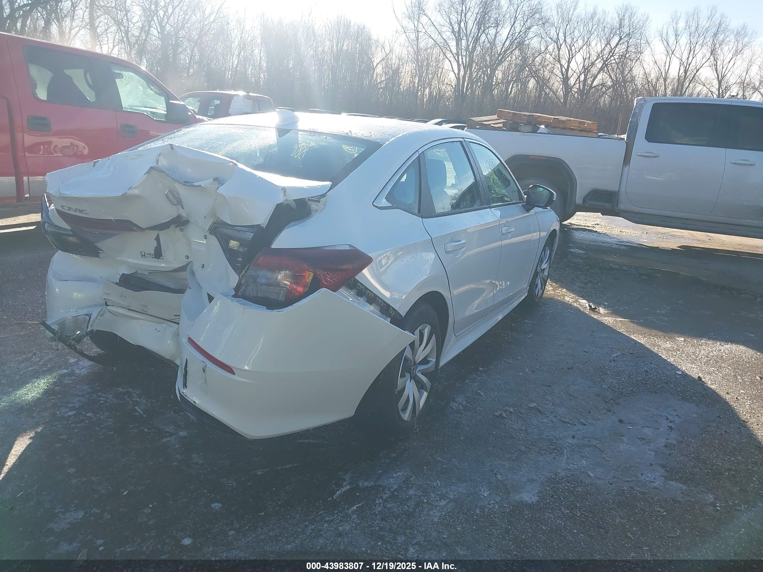 HONDA CIVIC image 4
