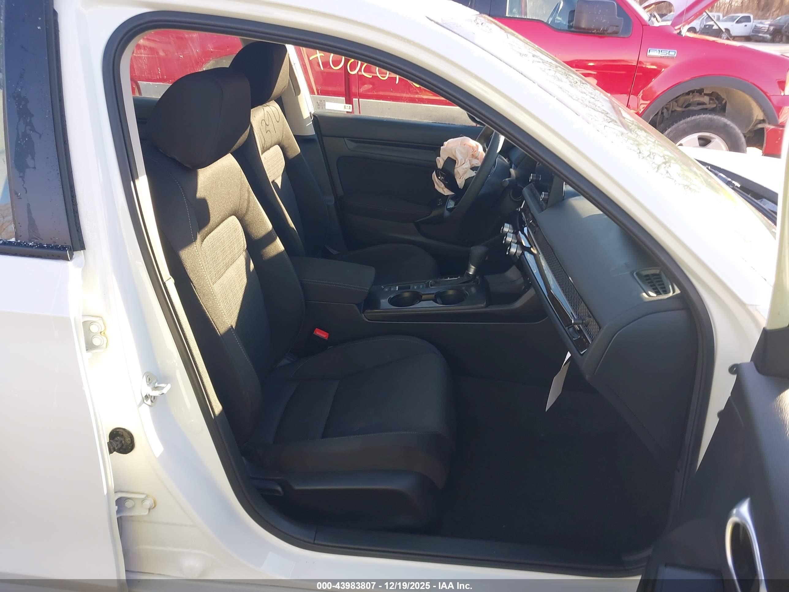 HONDA CIVIC image 5
