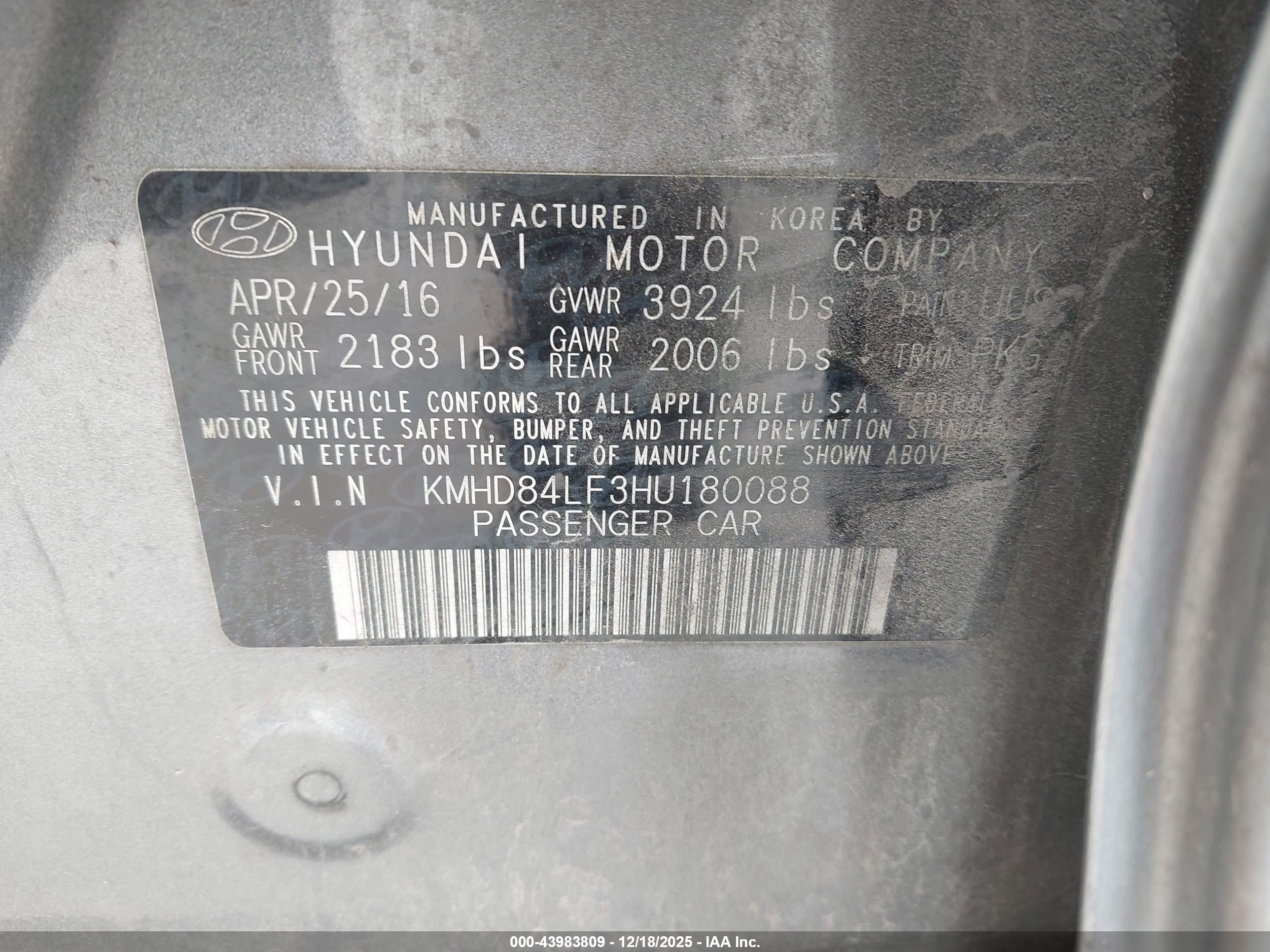 HYUNDAI ELANTRA image 9