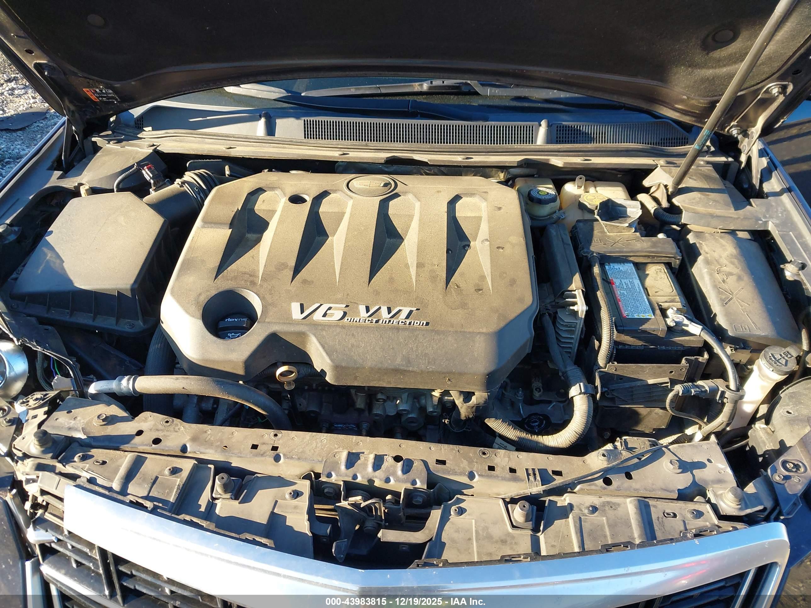 CADILLAC XTS image 10