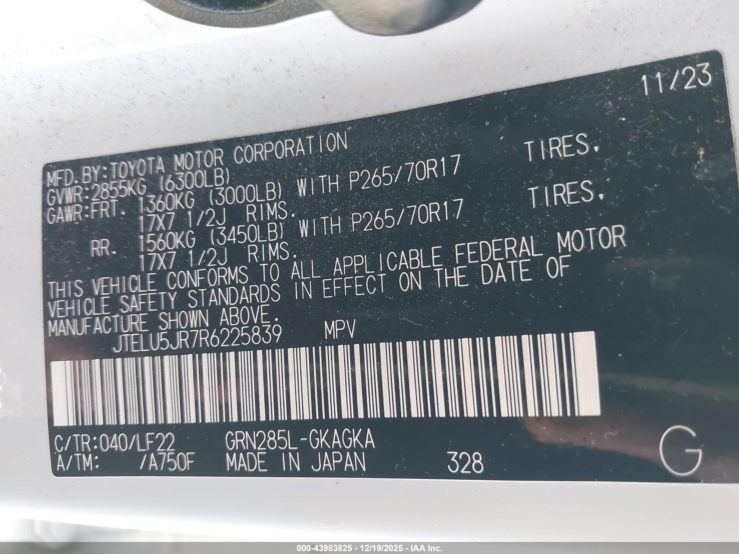 TOYOTA 4RUNNER image 9