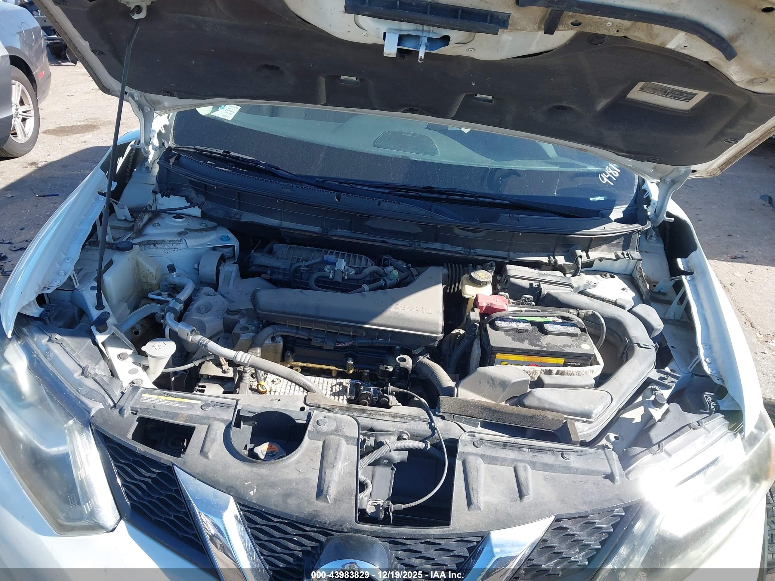 NISSAN ROGUE image 10