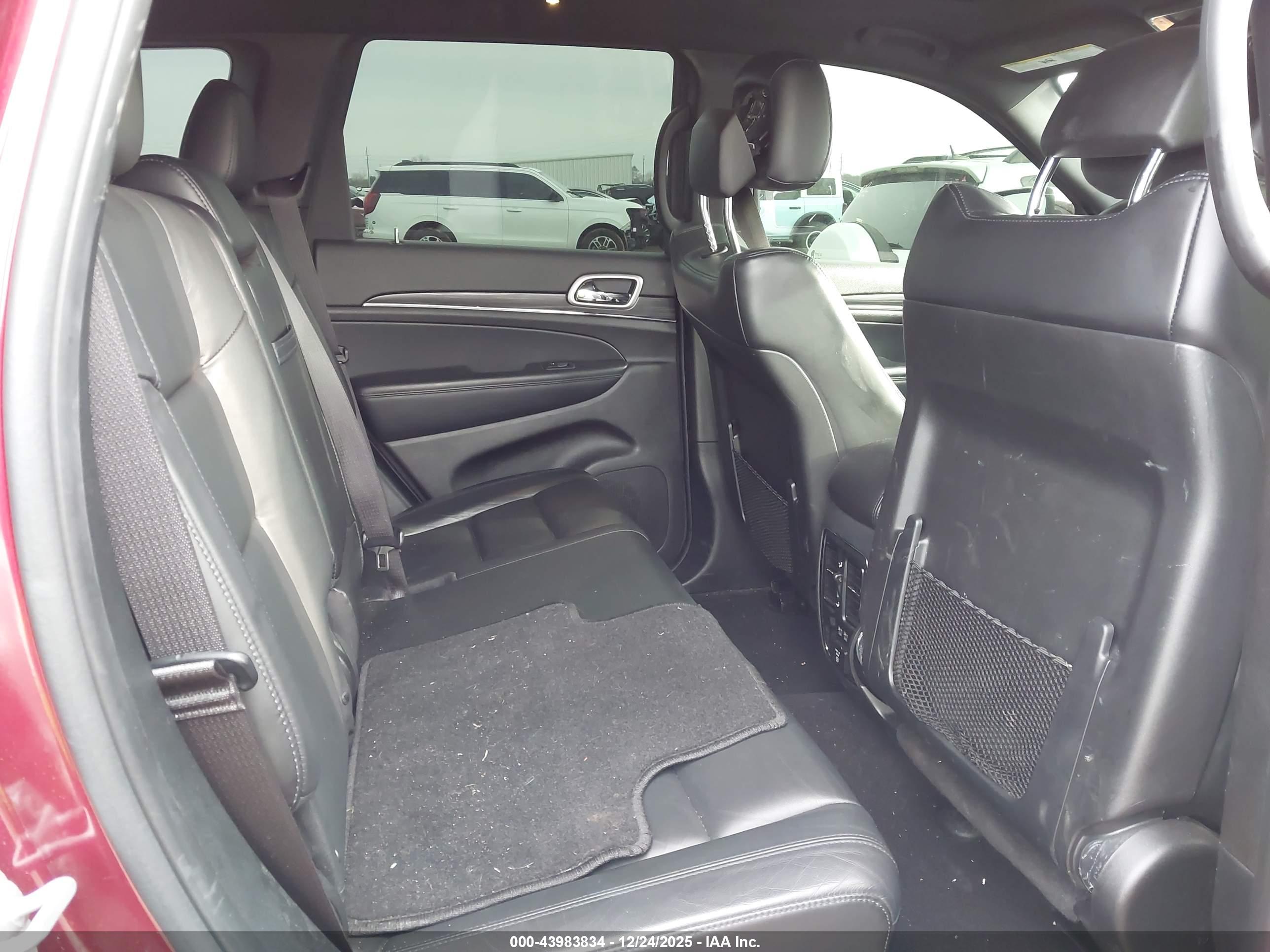 JEEP GRAND image 8