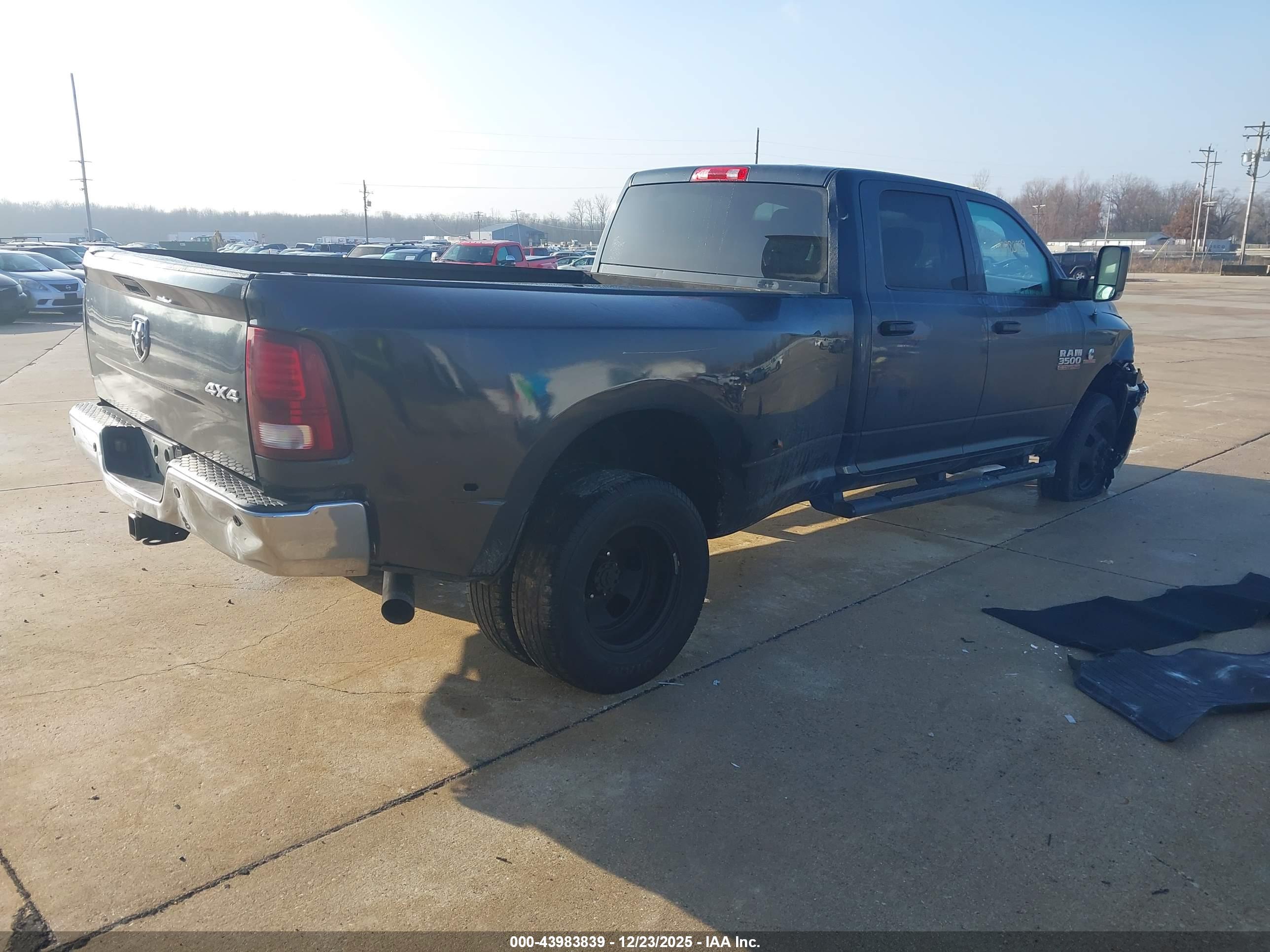 RAM 3500 image 4