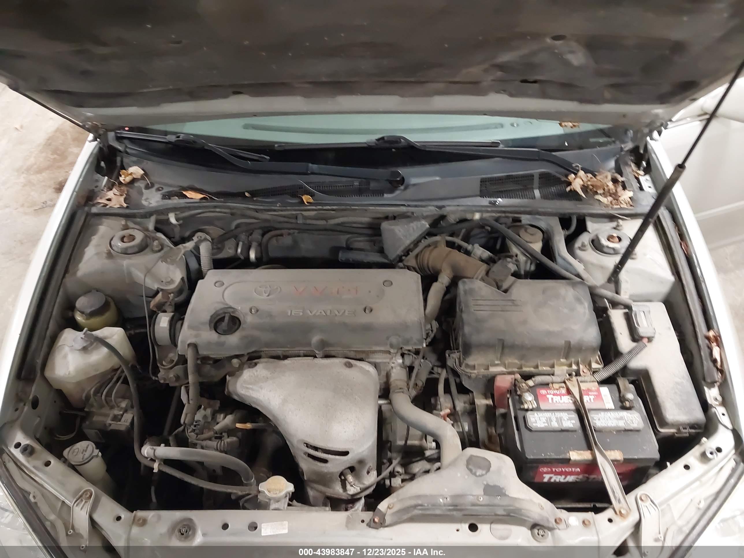 TOYOTA CAMRY image 10