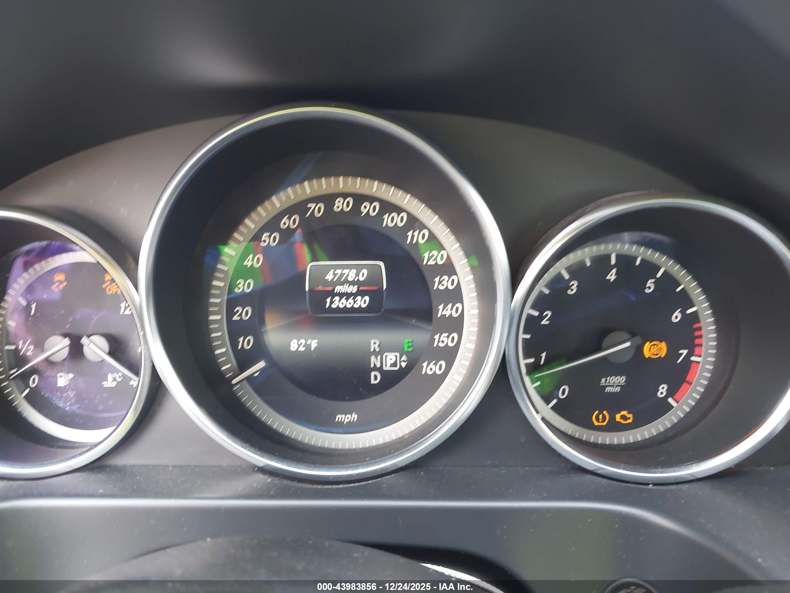 MERCEDES-BENZ E image 7