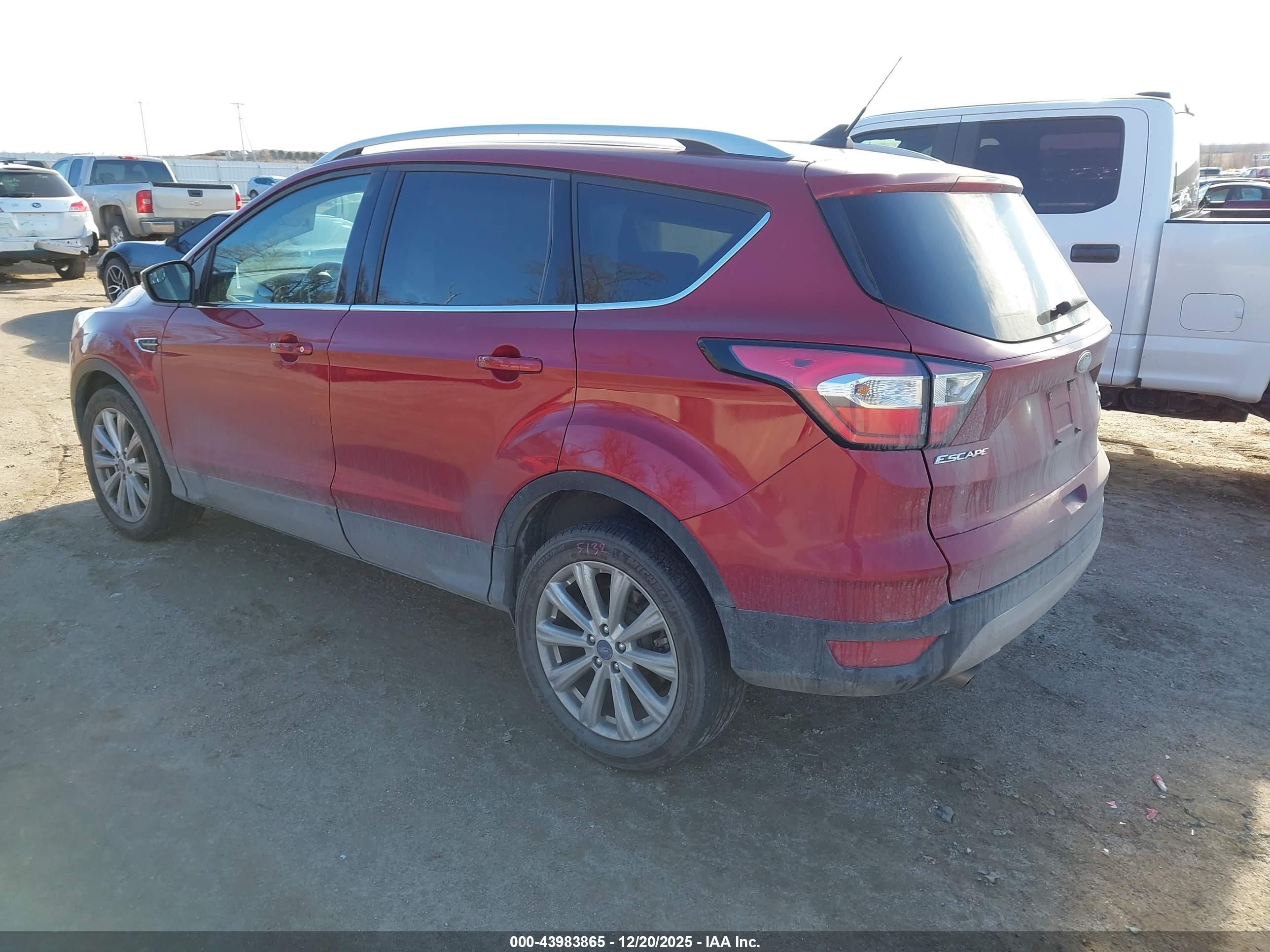 FORD ESCAPE image 3