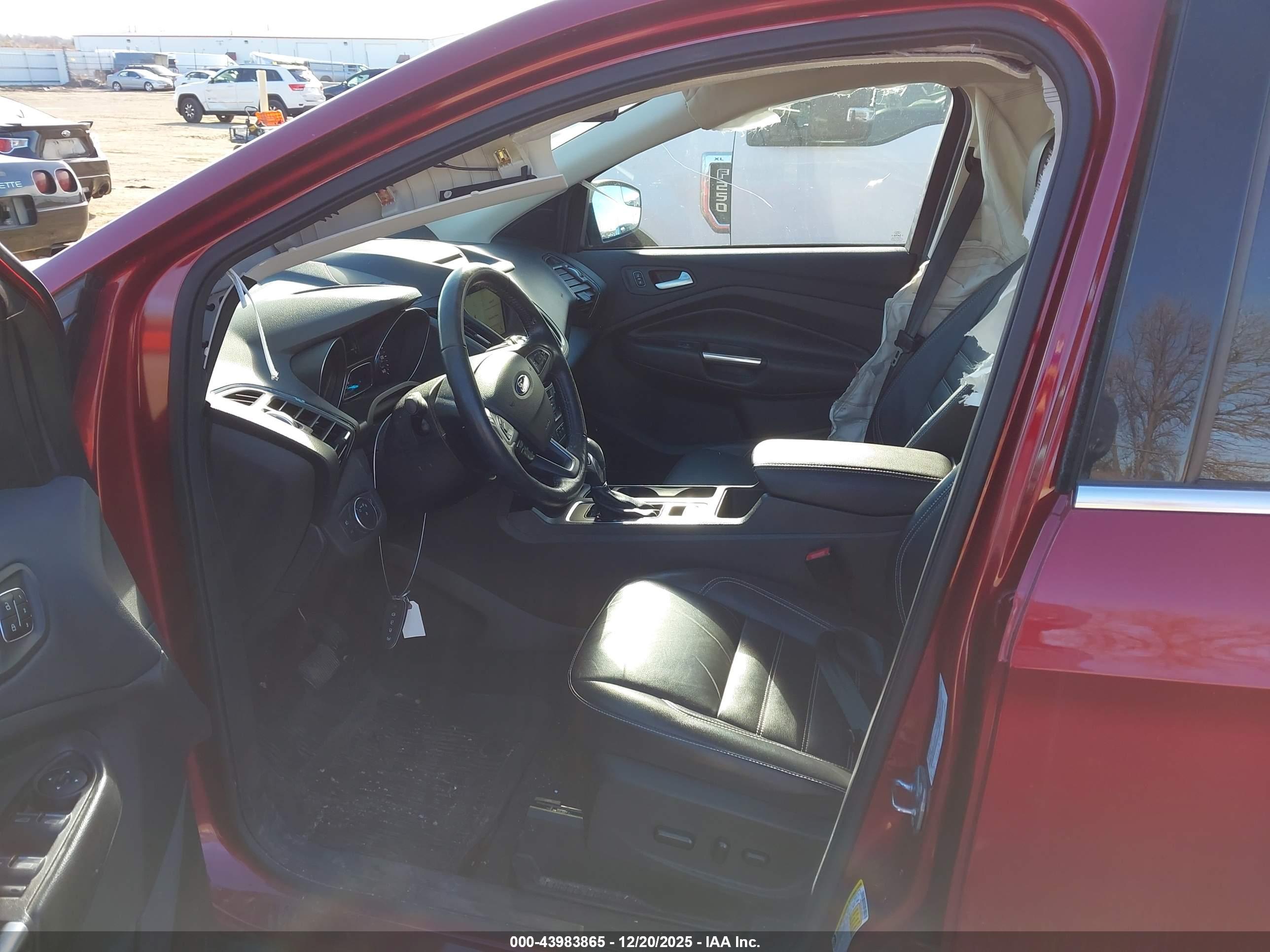 FORD ESCAPE image 5