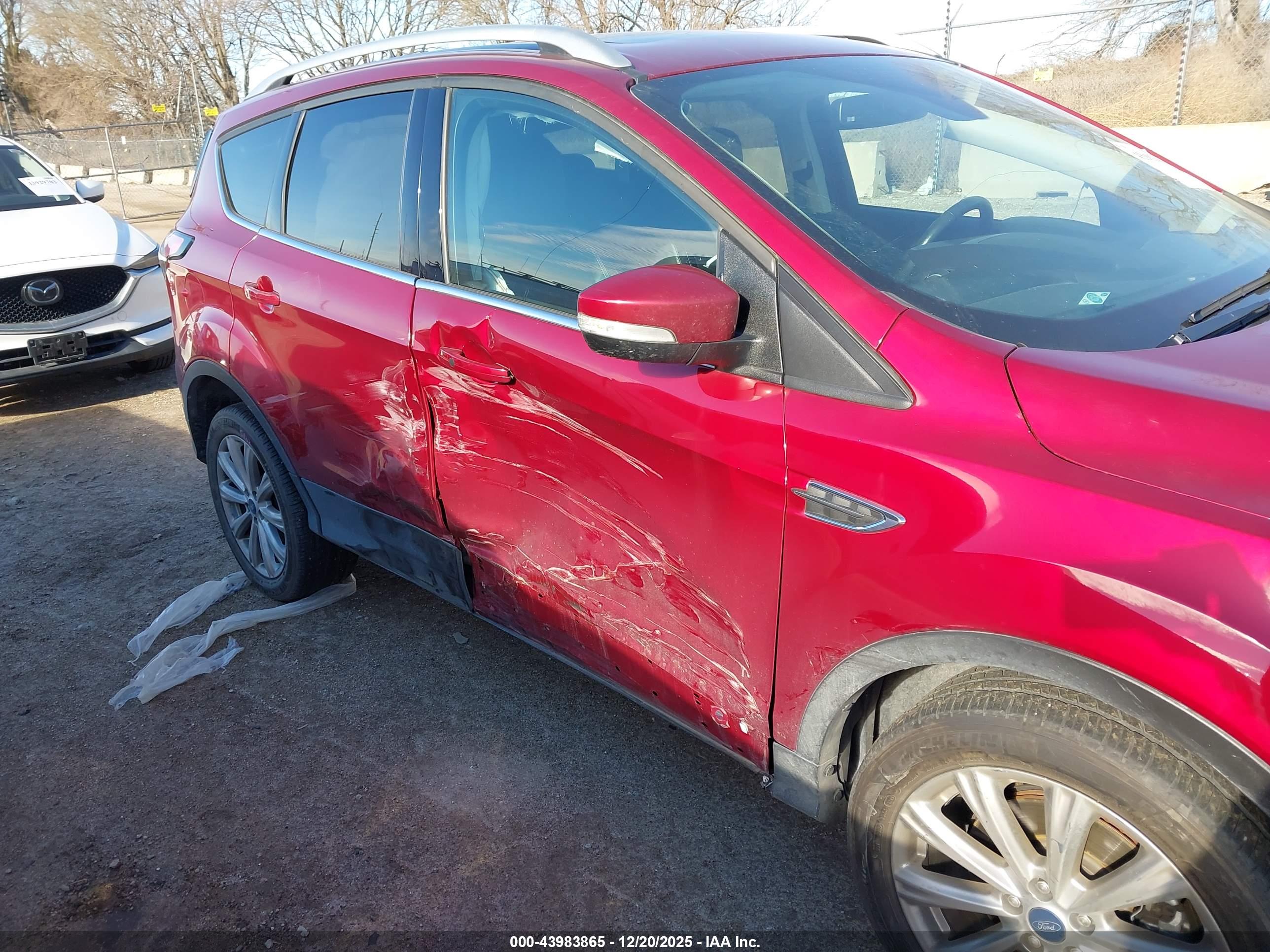 FORD ESCAPE image 6