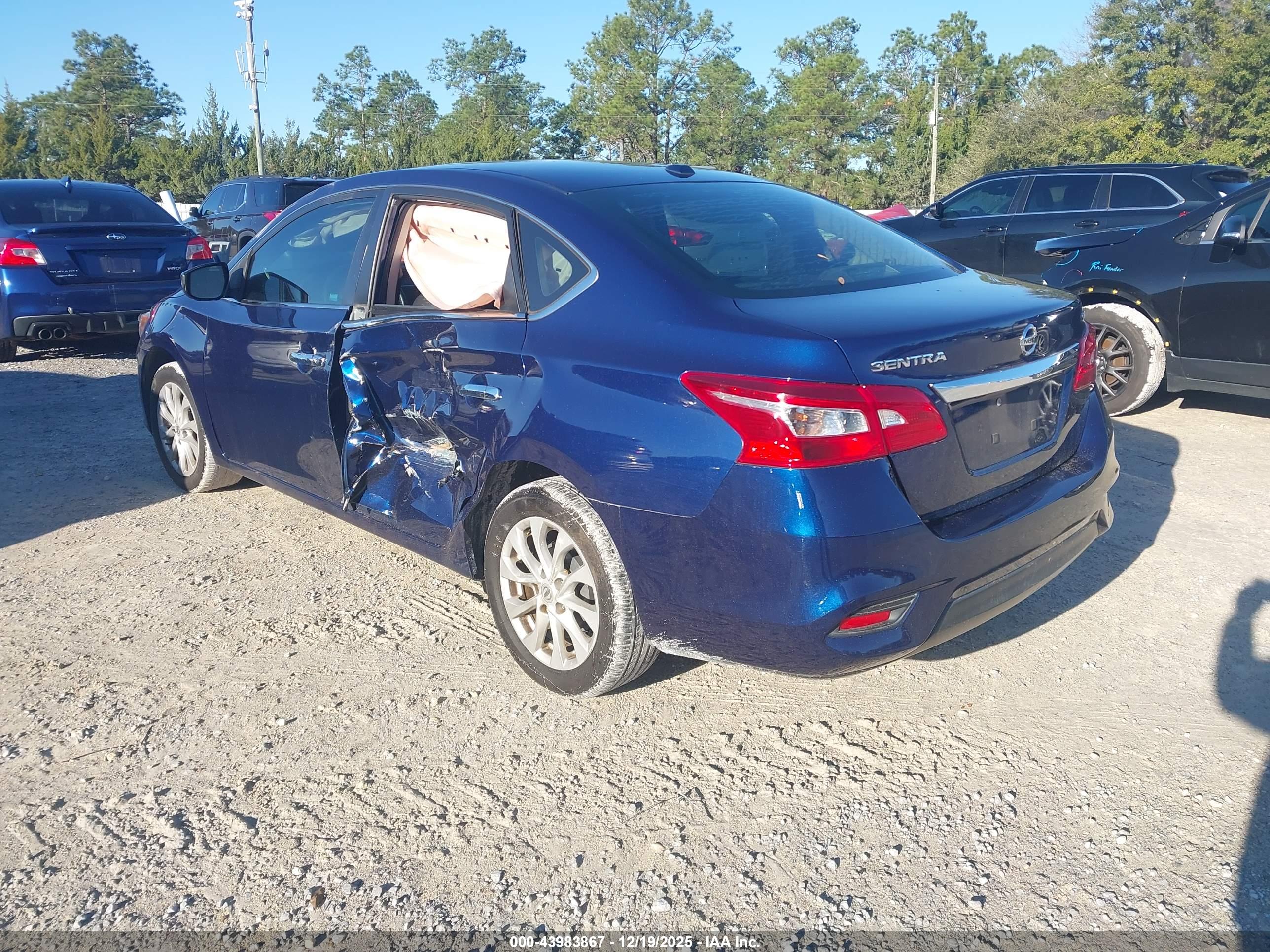 NISSAN SENTRA image 3