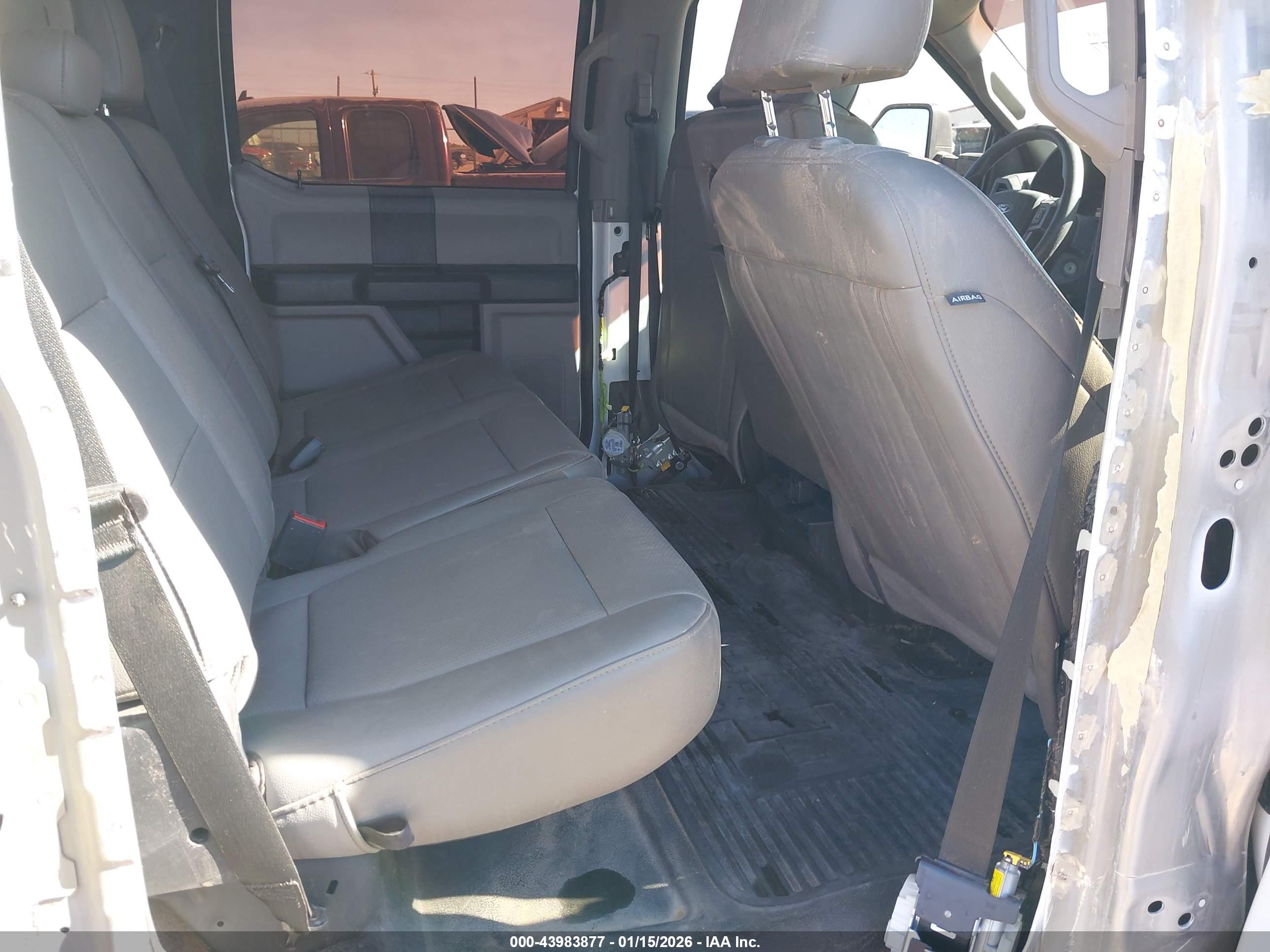 FORD F-250 image 8