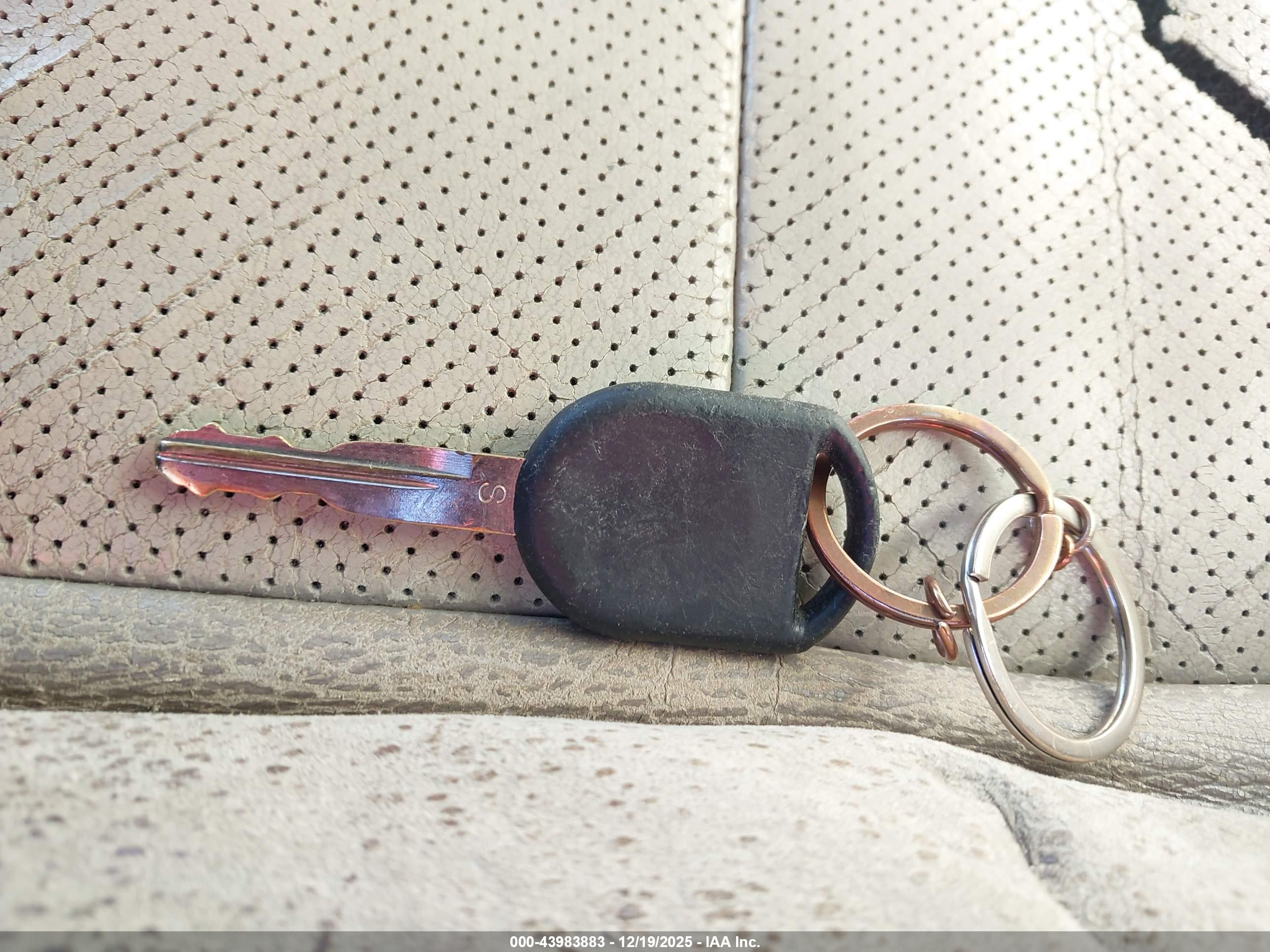 FORD EXPEDITION image 11