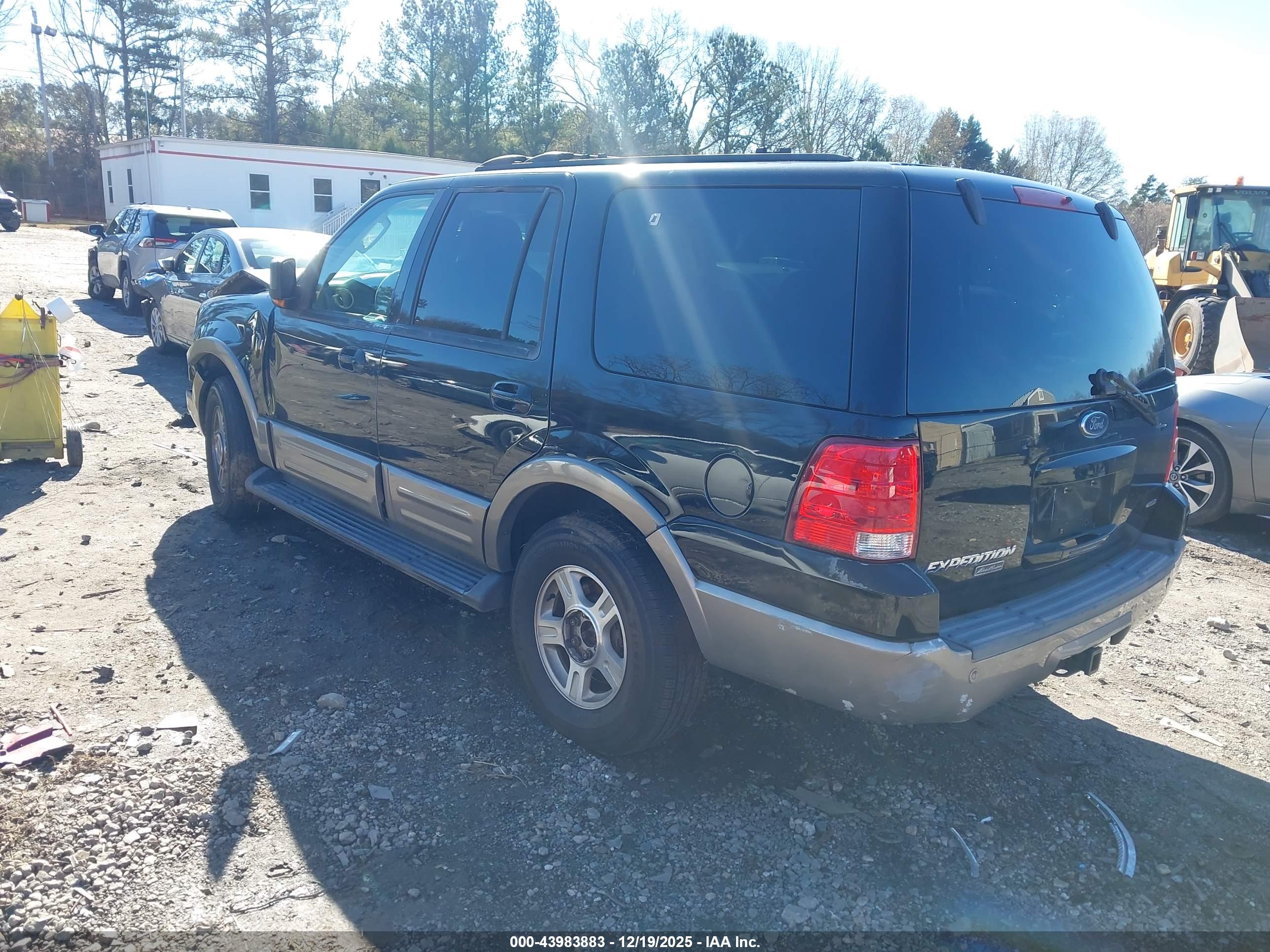 FORD EXPEDITION image 3