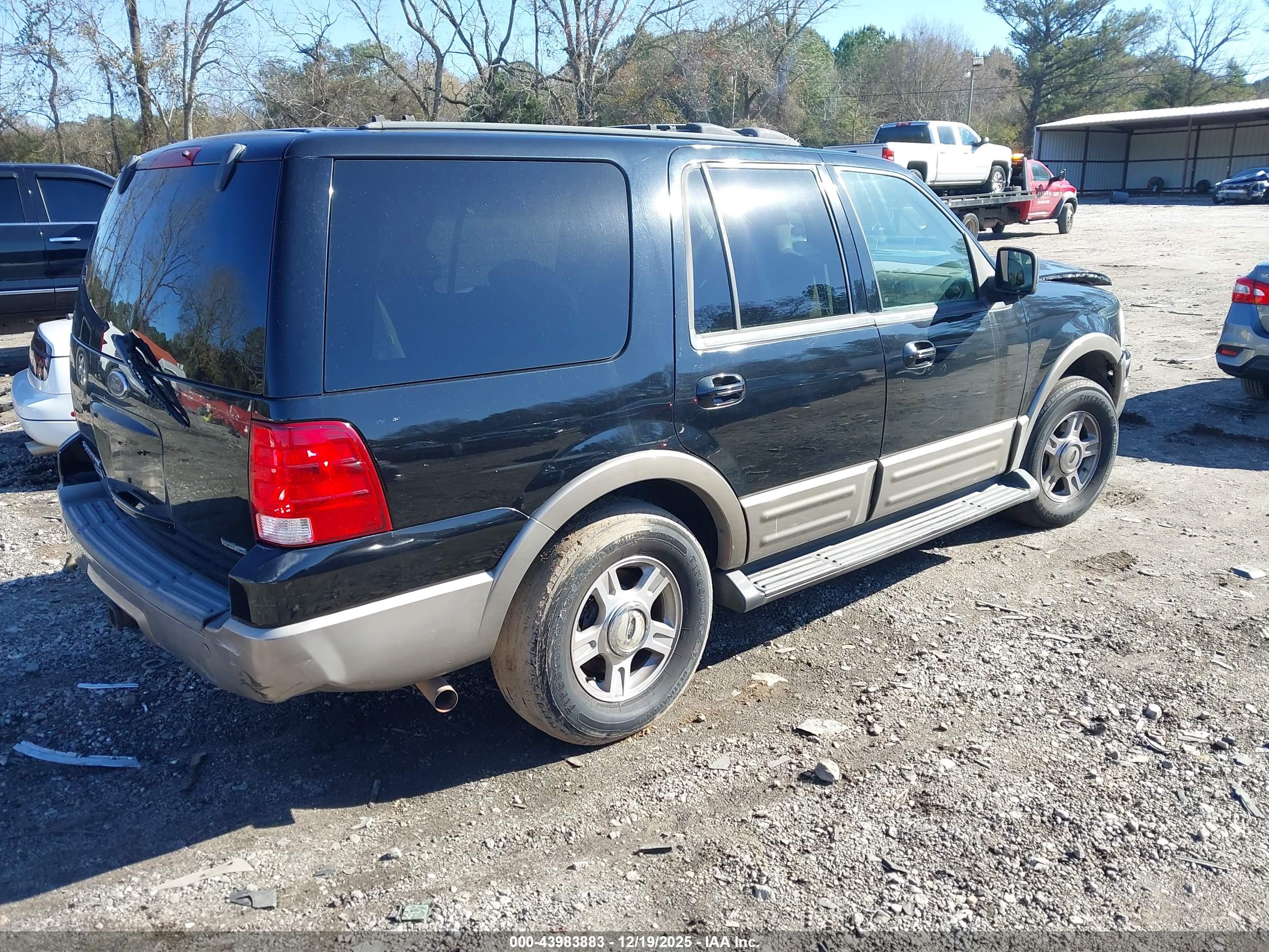 FORD EXPEDITION image 4