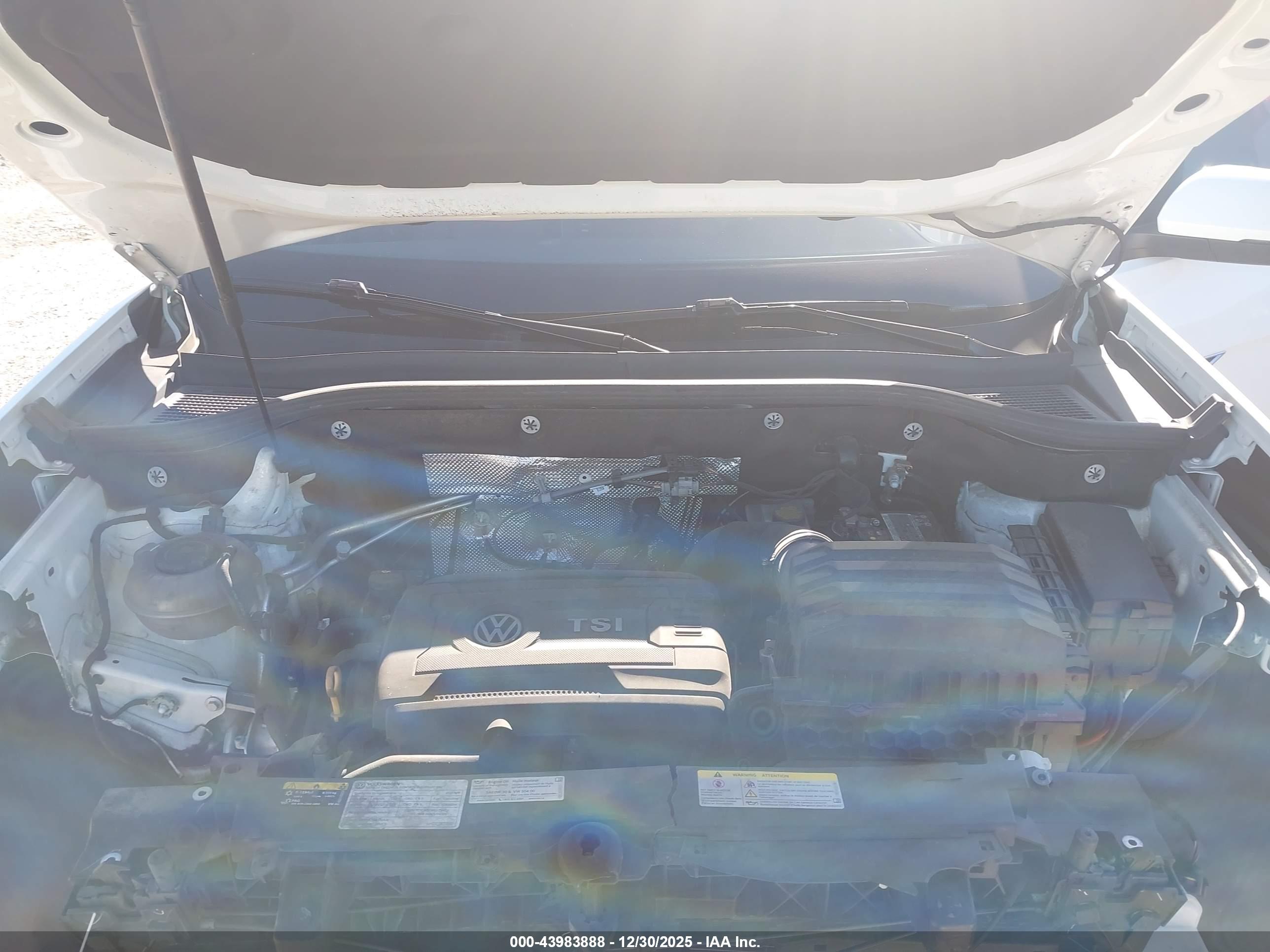 VOLKSWAGEN ATLAS image 10
