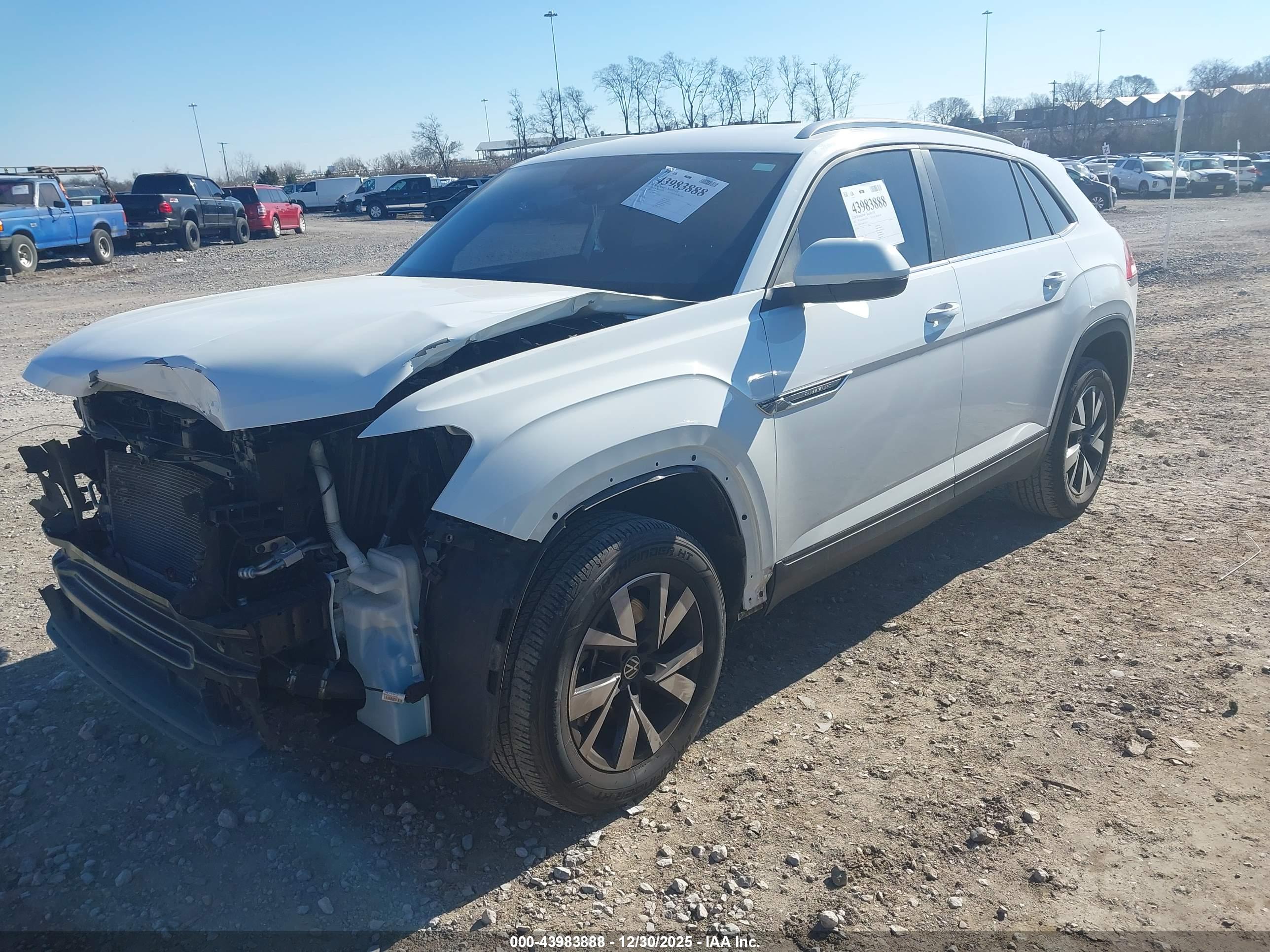 VOLKSWAGEN ATLAS image 2