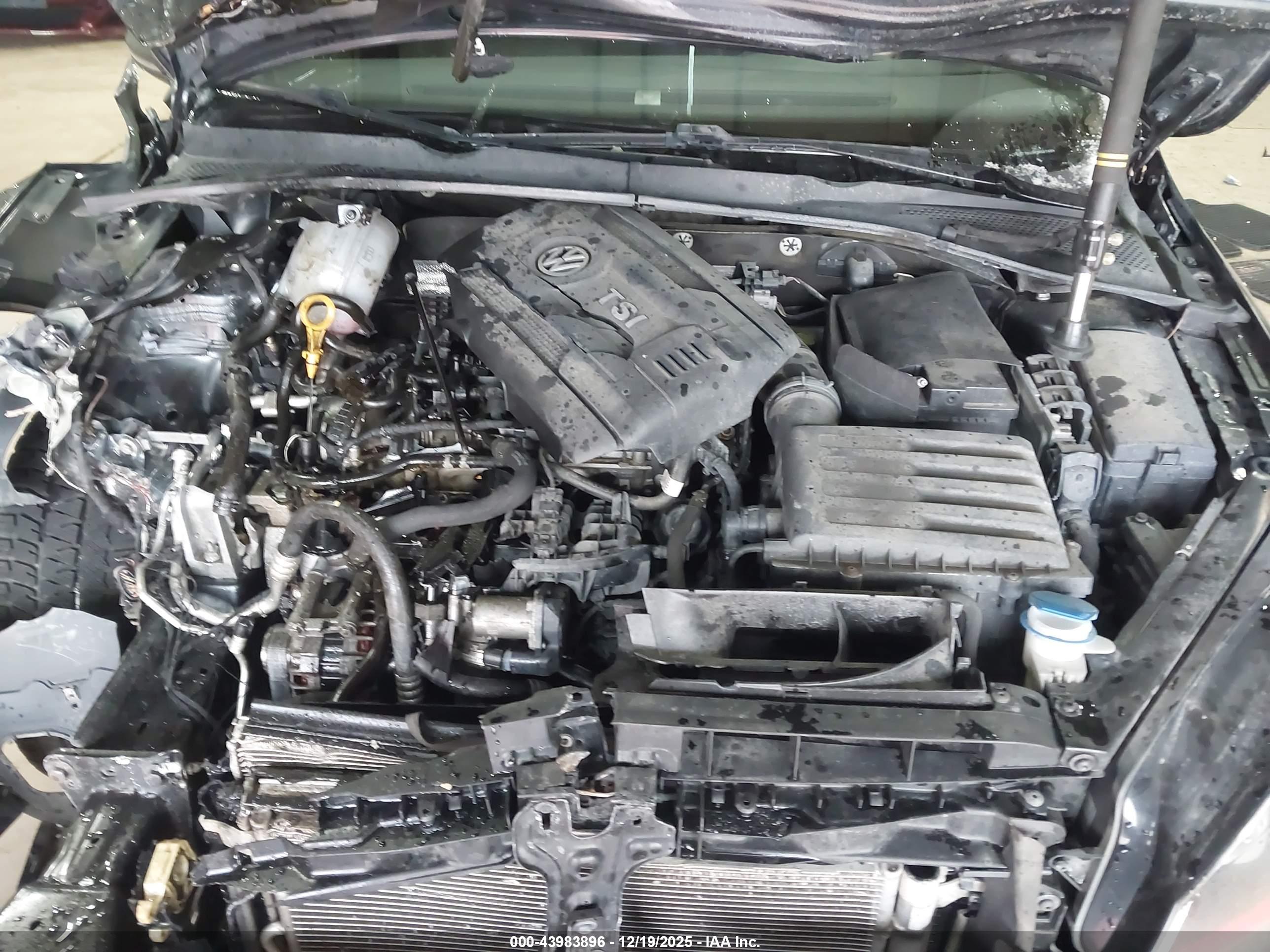 VOLKSWAGEN GOLF image 10