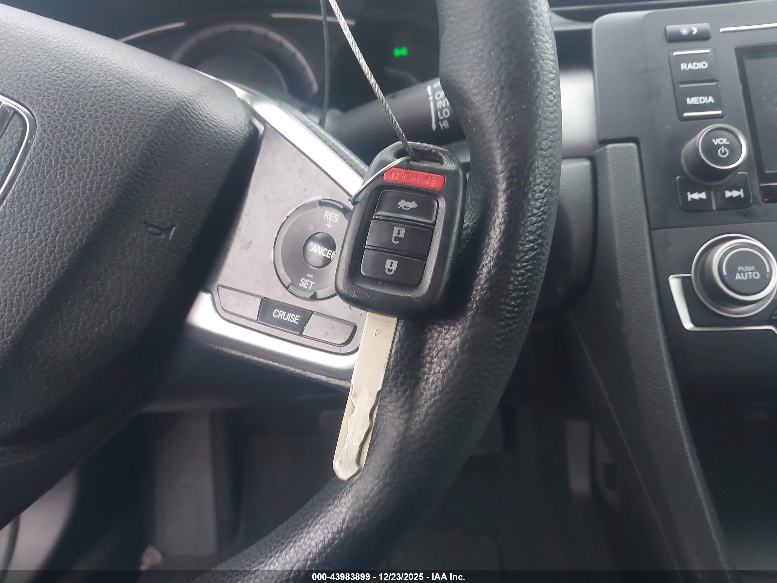 HONDA CIVIC image 11