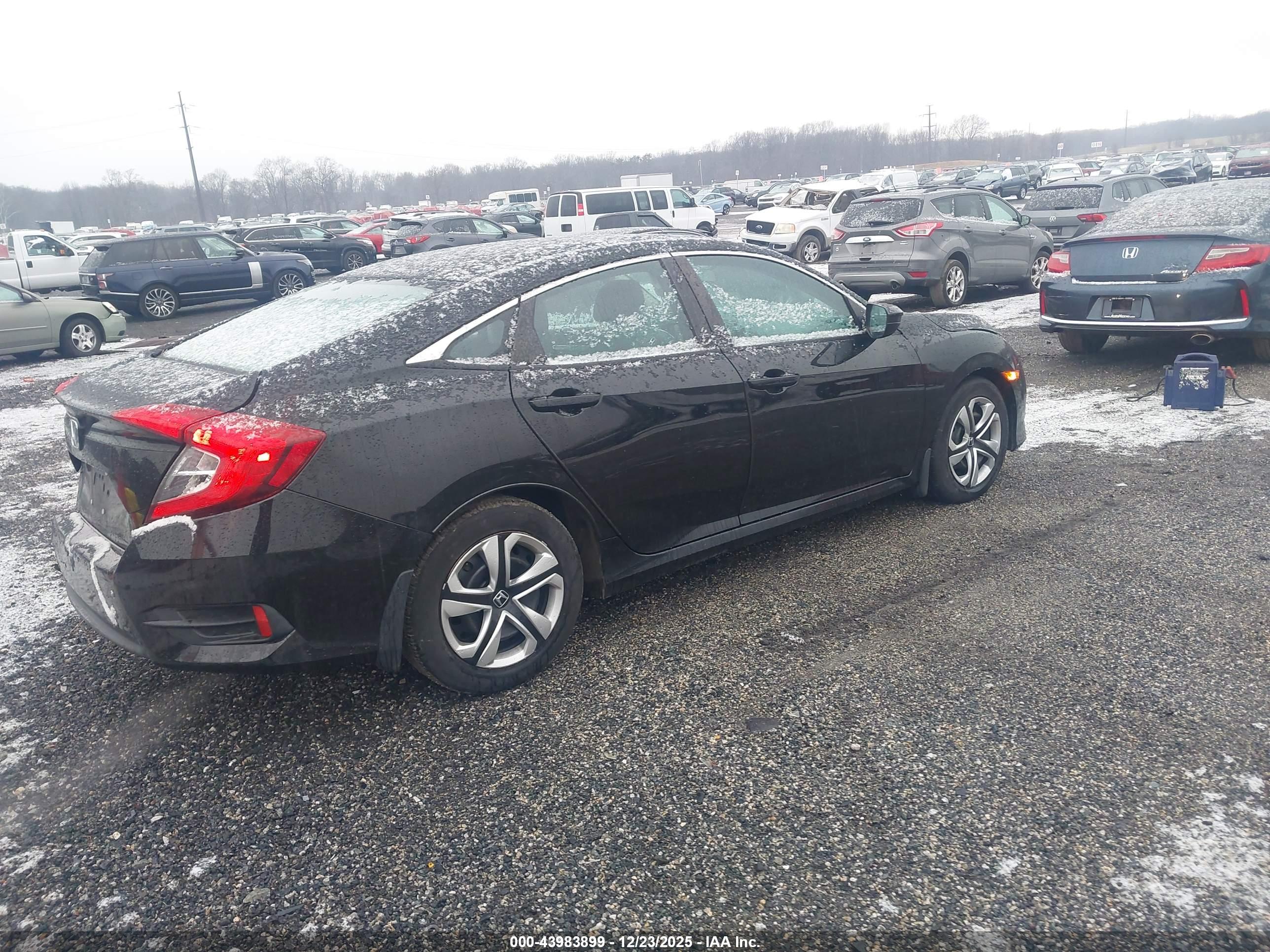 HONDA CIVIC image 4