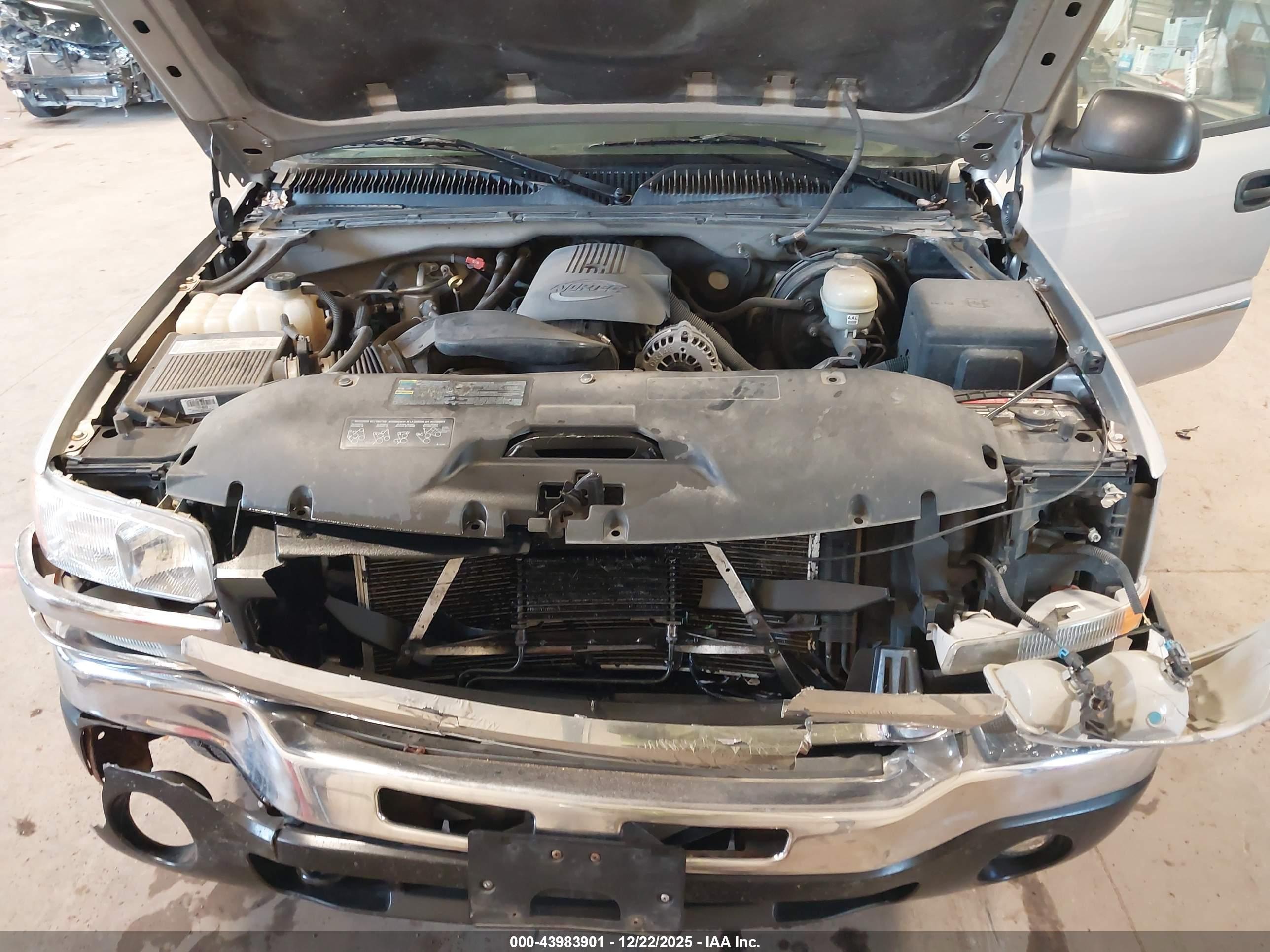 GMC SIERRA image 10