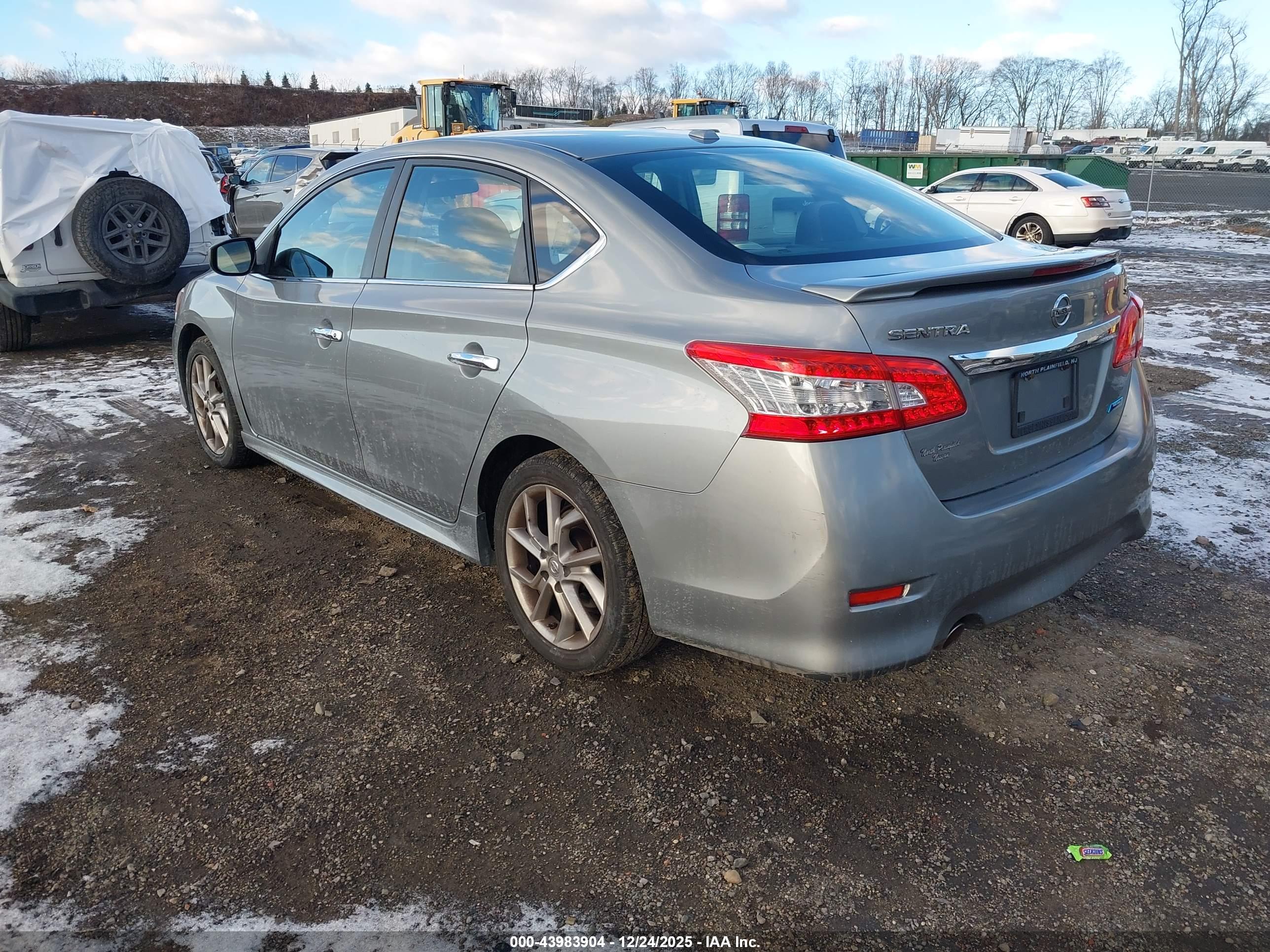 NISSAN SENTRA image 3