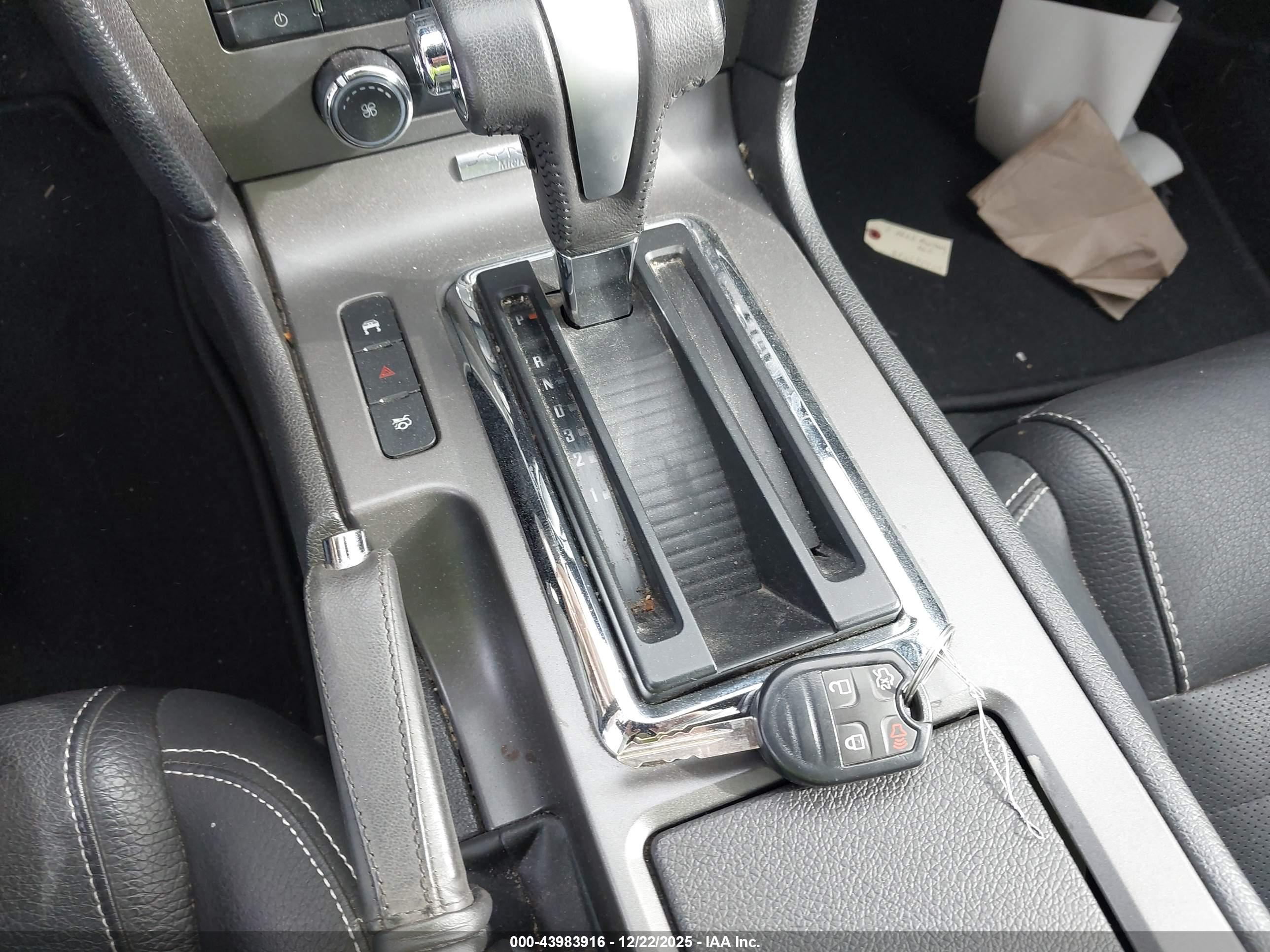 FORD MUSTANG image 11