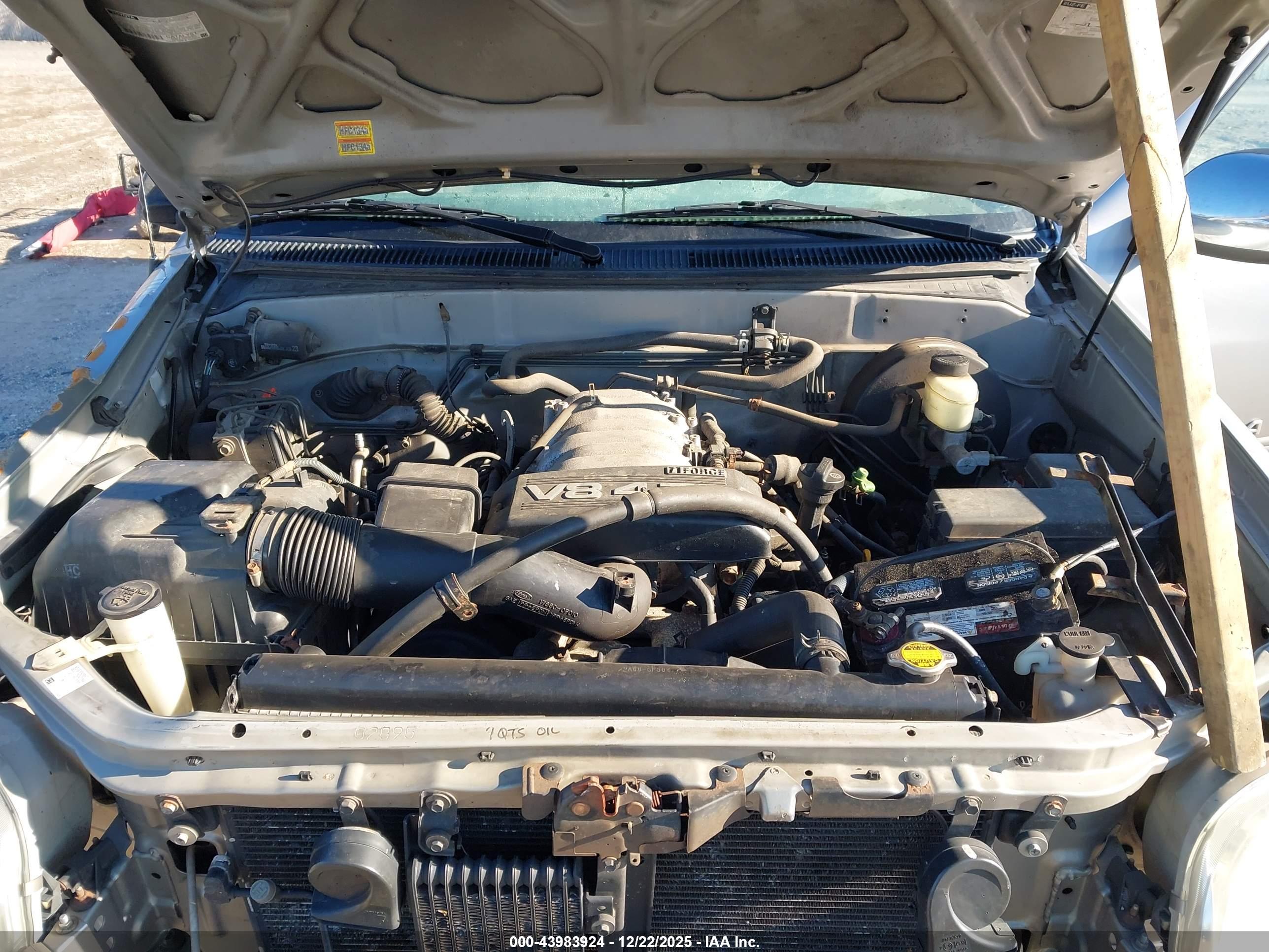 TOYOTA TUNDRA image 10
