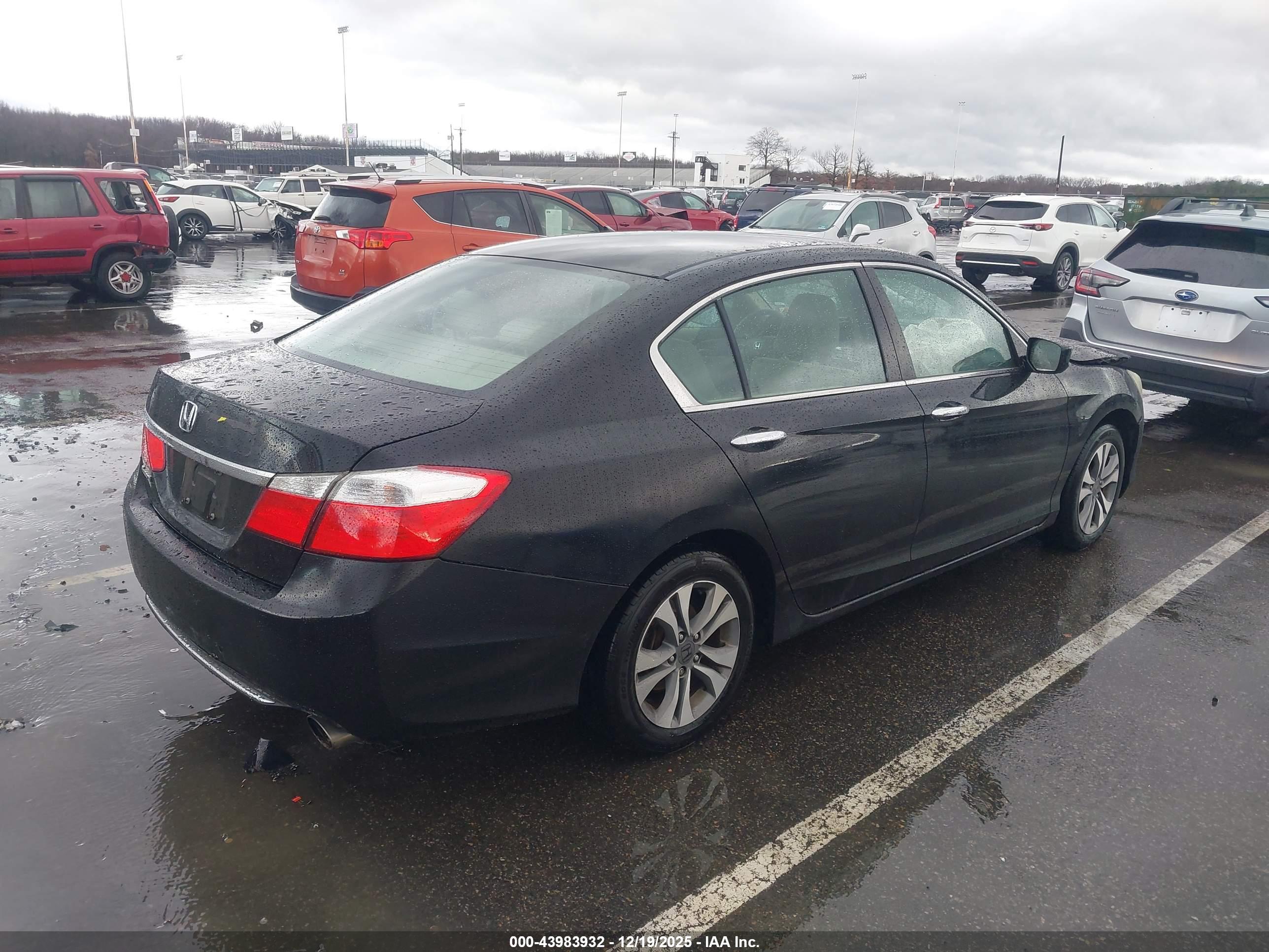 HONDA ACCORD image 4